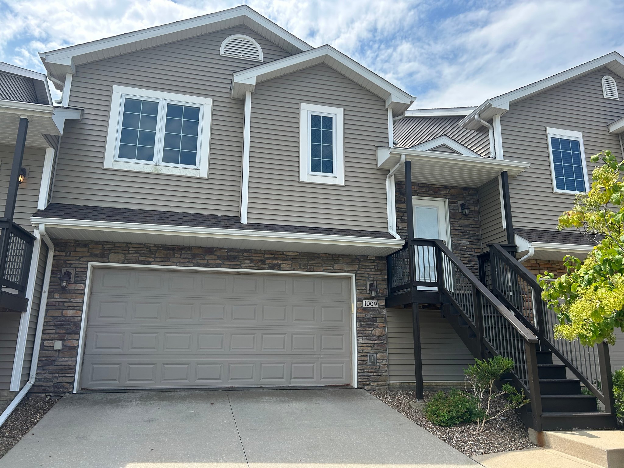 North Liberty Condo: 1009 Twilight Dr