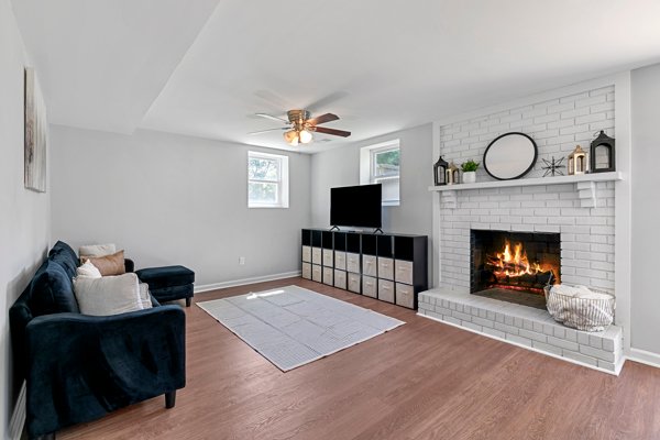 Marietta Multiplex: 399 W Sandtown Rd SW Apt B