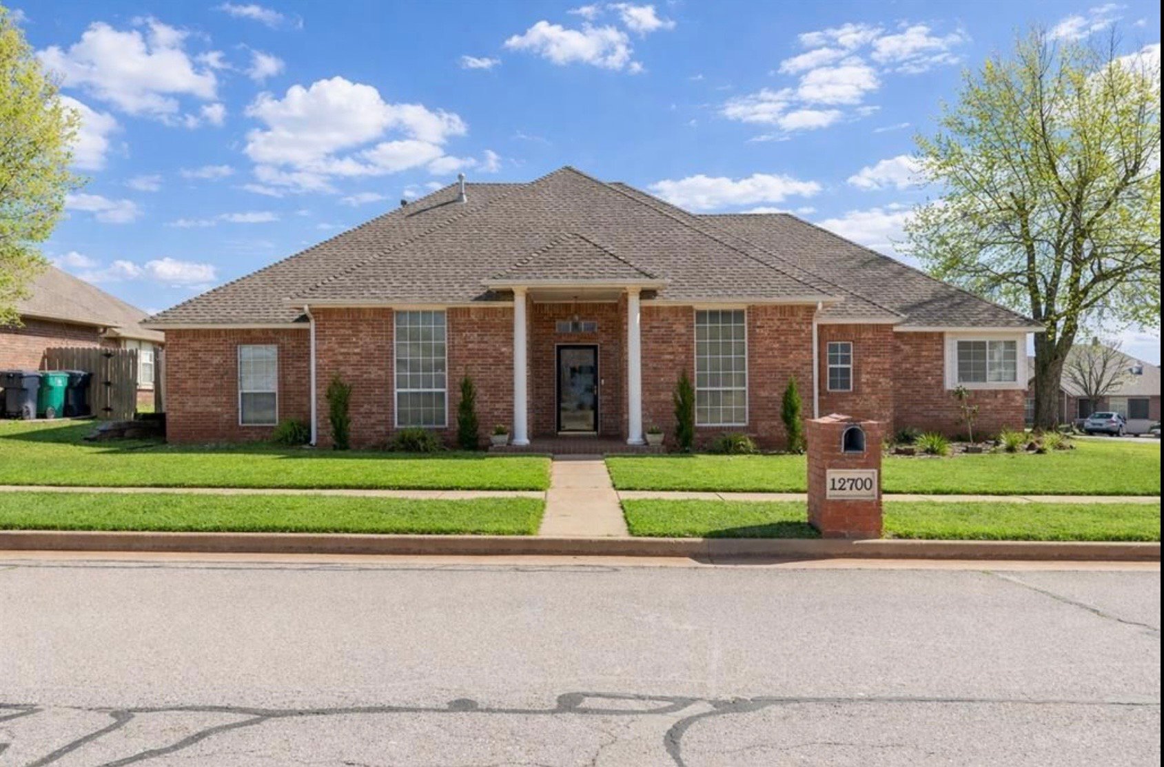 Oklahoma City House: 12700 Sutton Hill Rd