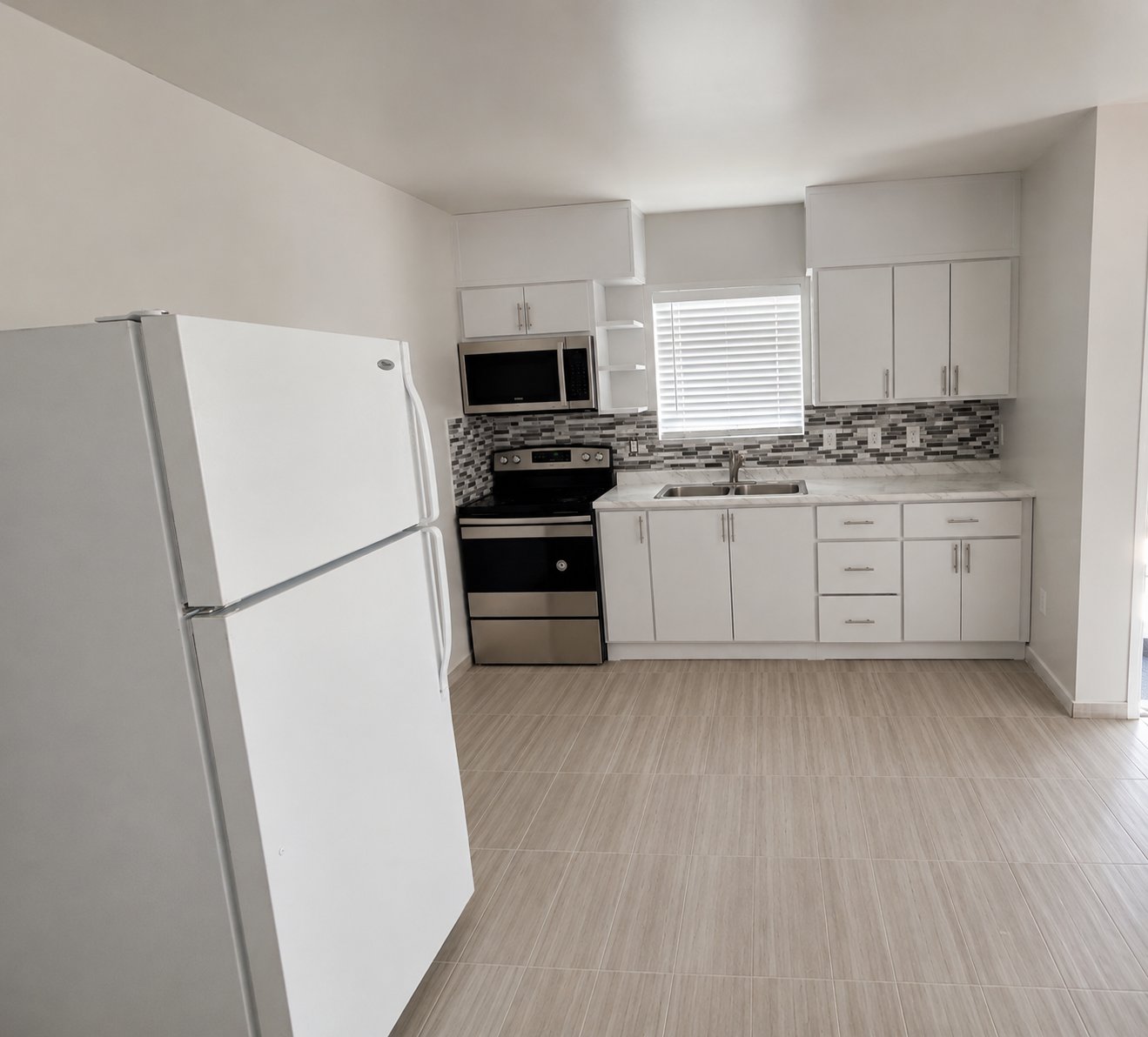Calexico Apartment: 821 E 4th St