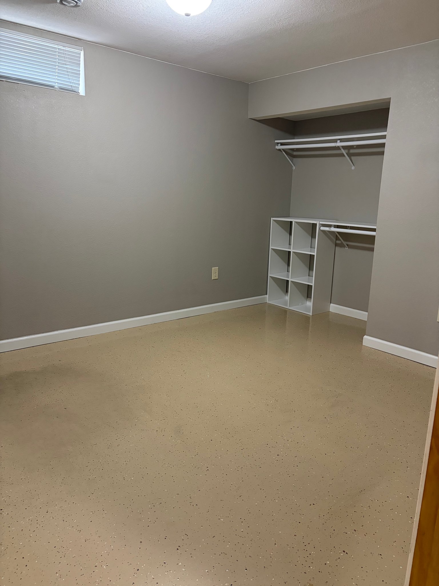 Mankato Other: 119 Glenview Ave