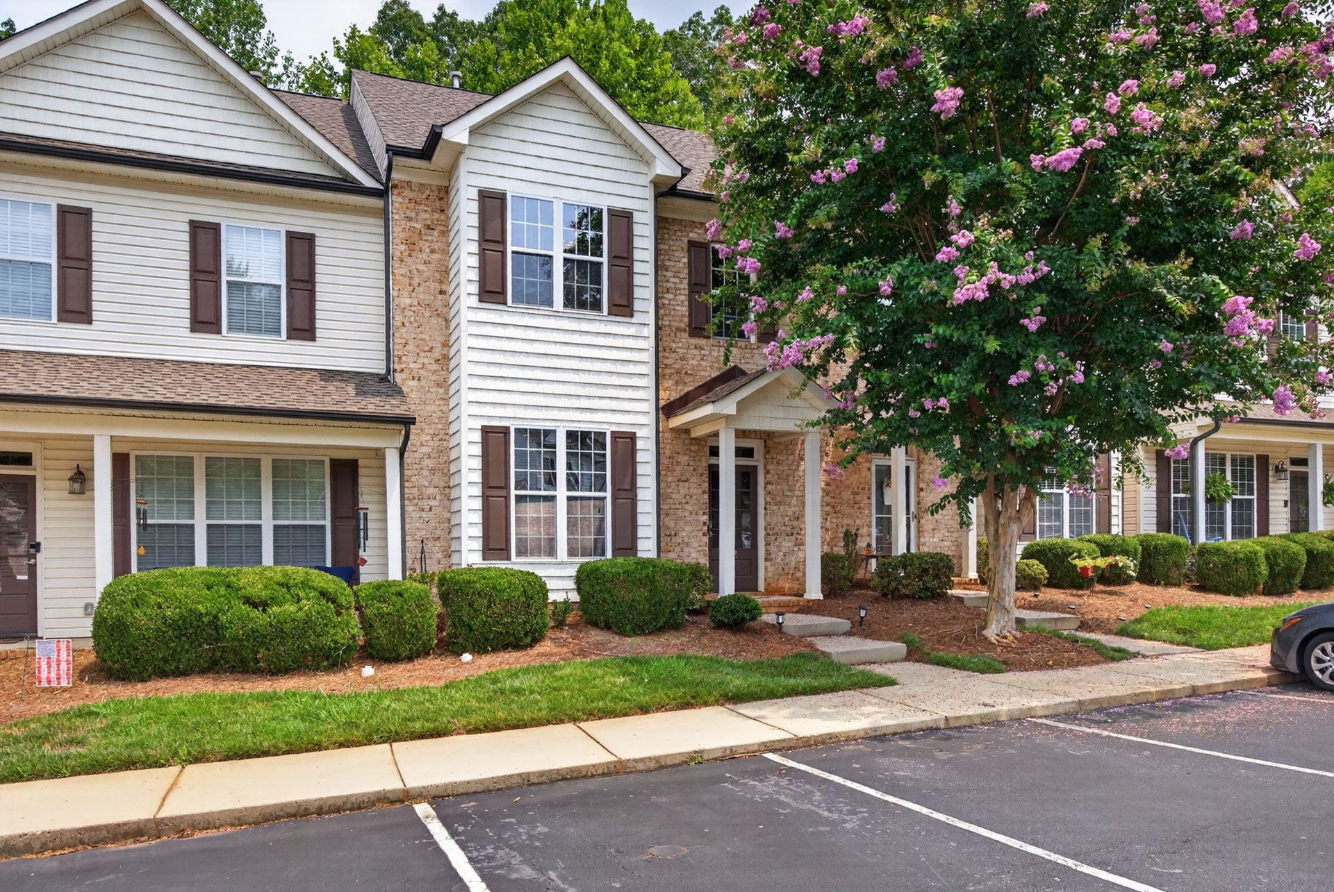 Greensboro Townhome: 32 Nandina Dr