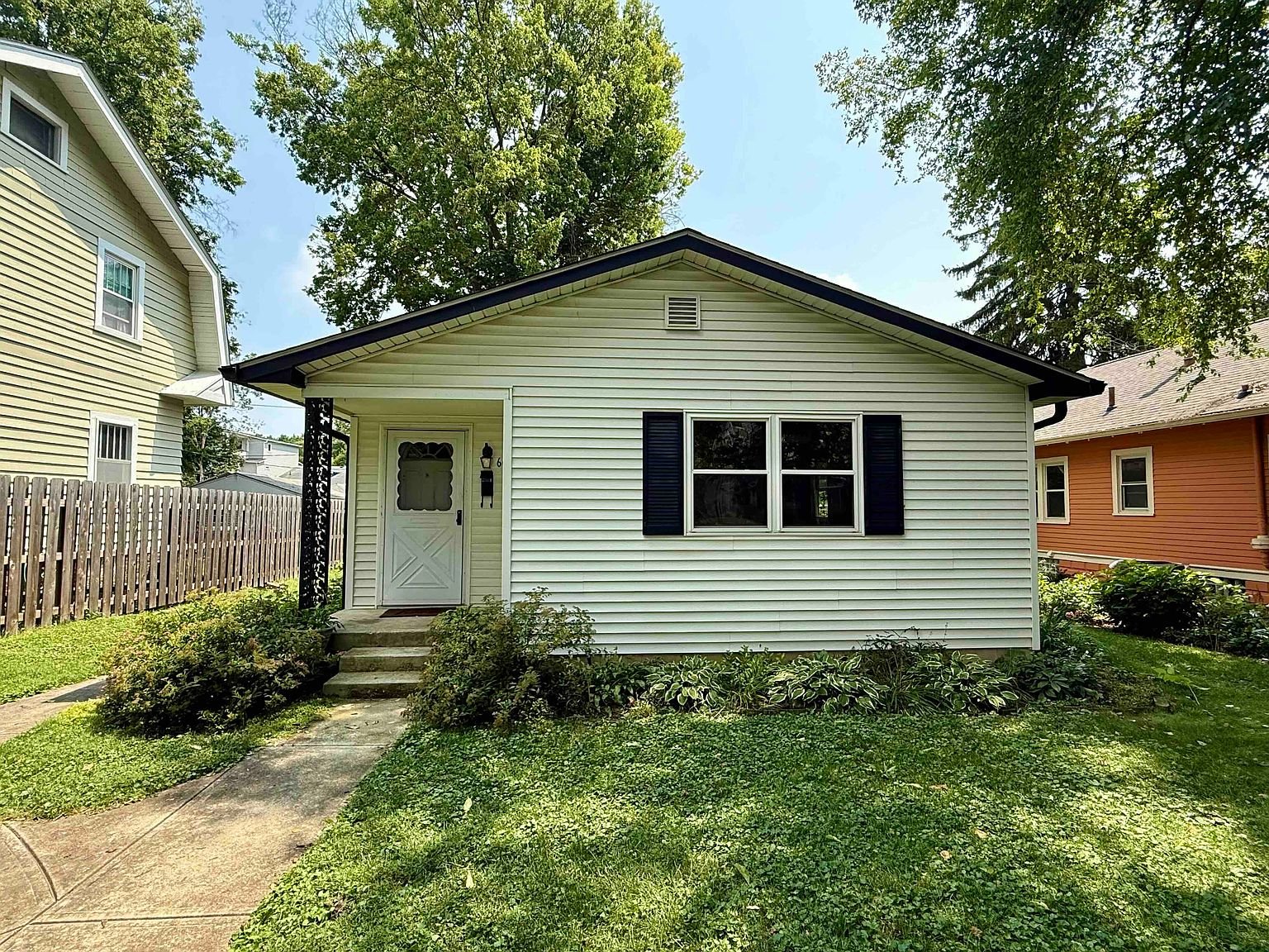 Indianapolis House: 6031 Carrollton Ave
