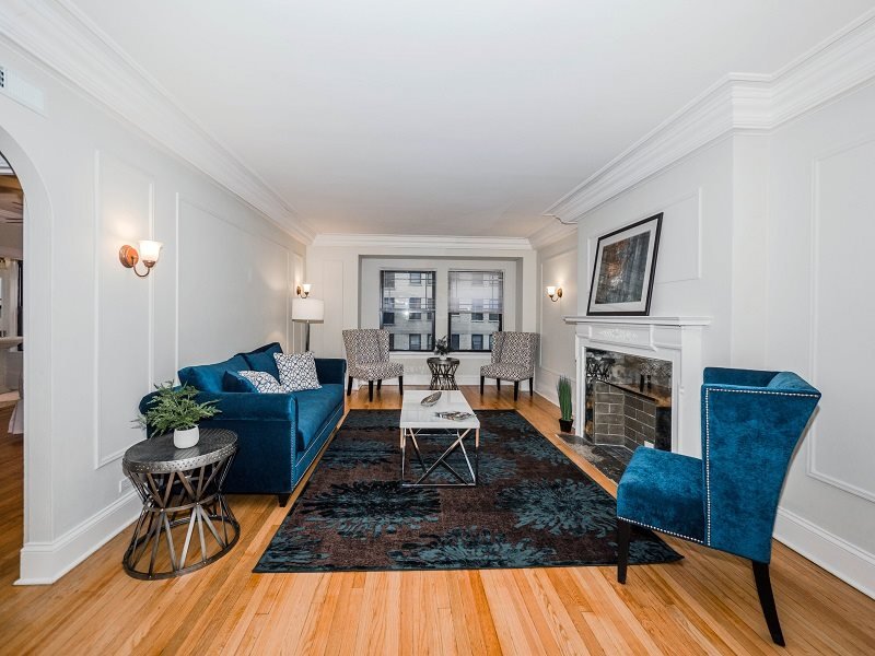 Chicago Condo: 217 E Chestnut St