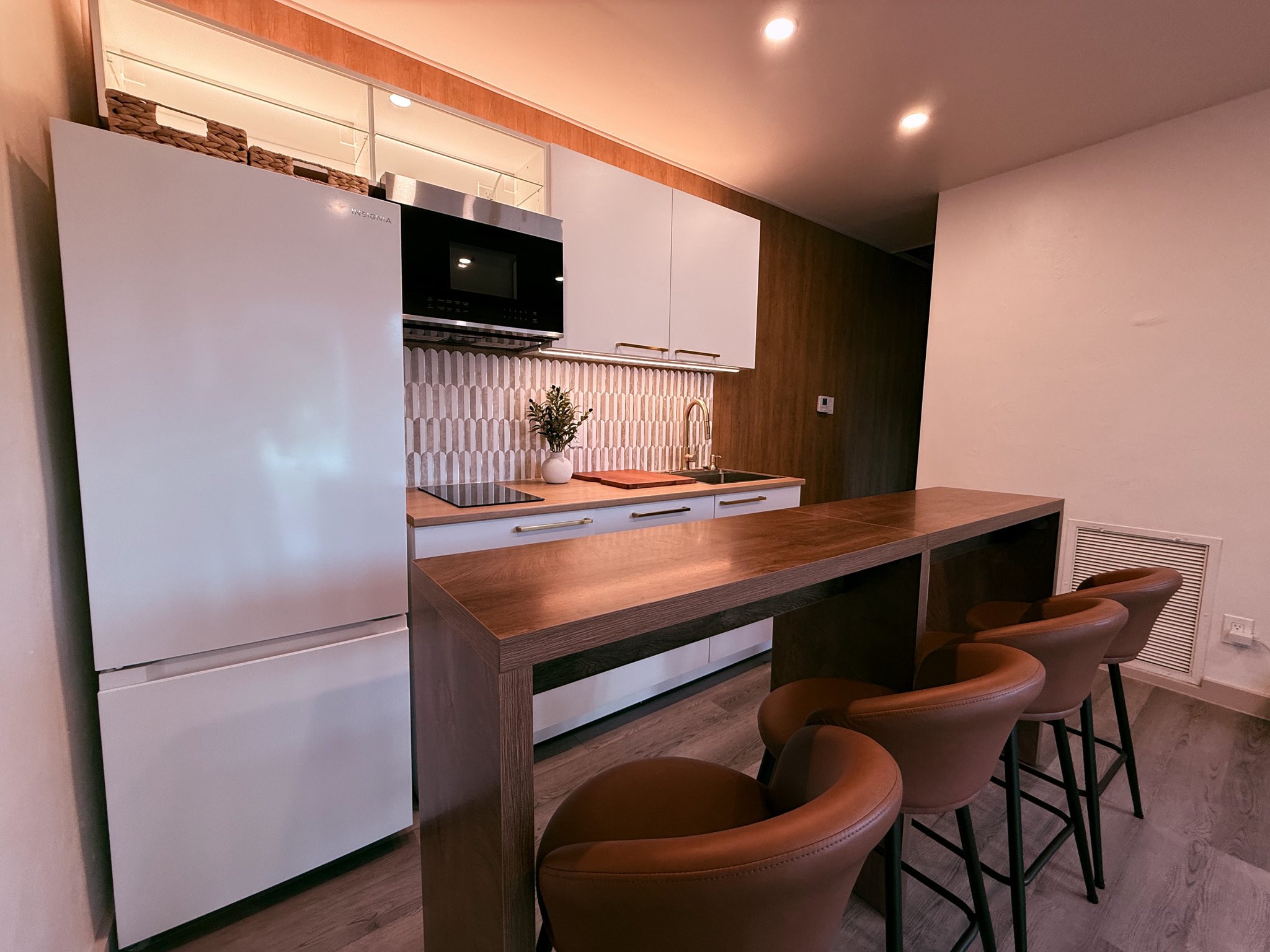 MIAMI House: 545 NE 111th St