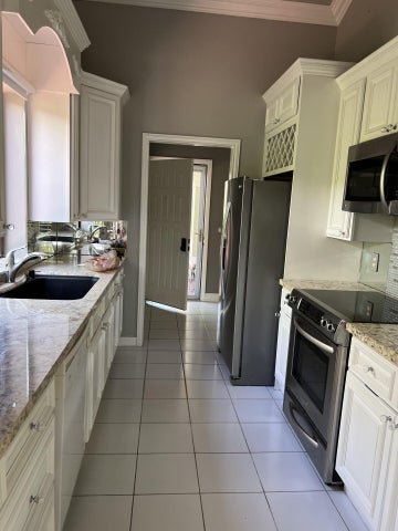 Jupiter House: 150 CAPE POINTE Circle