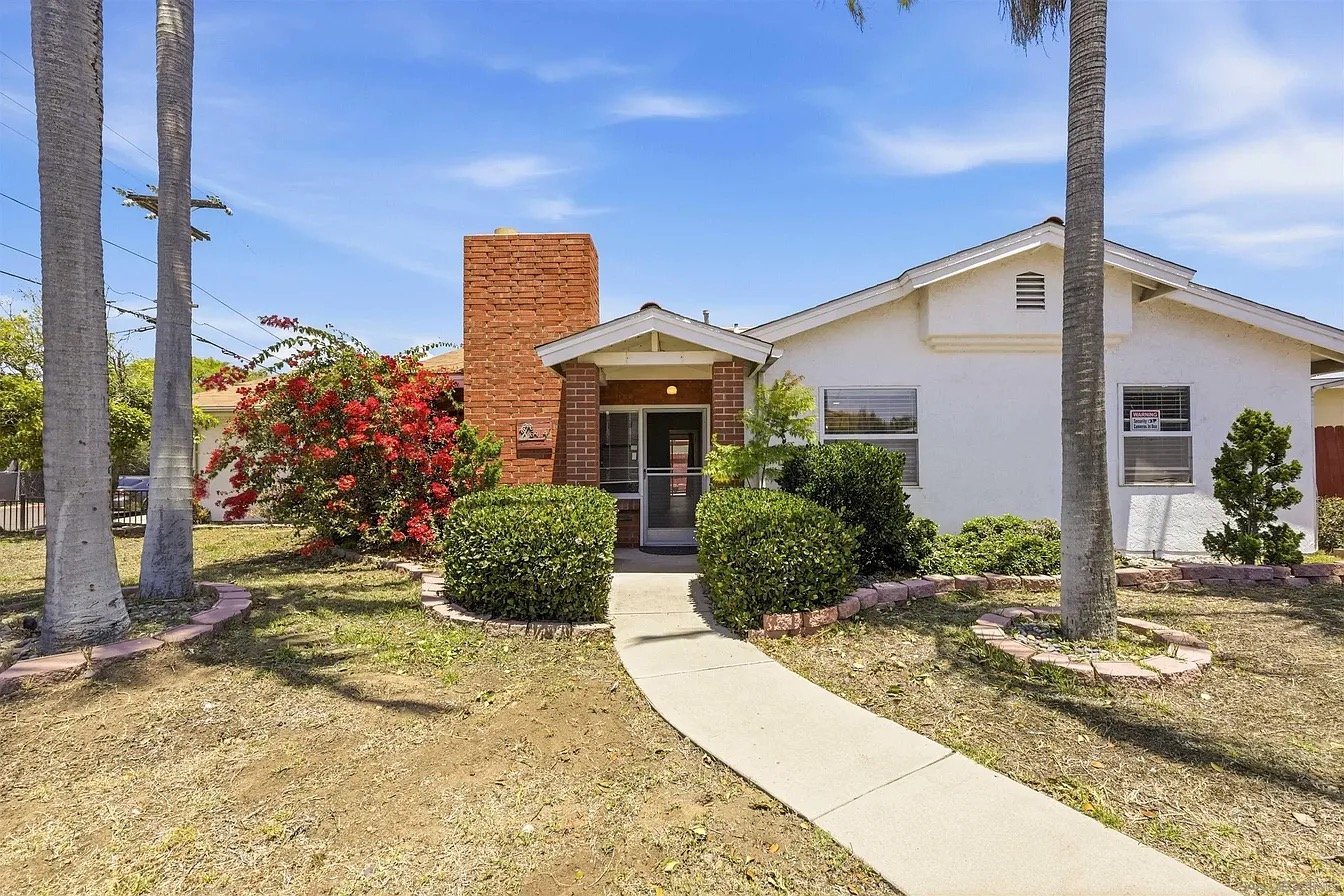 San Diego House: 6404 Zena Dr