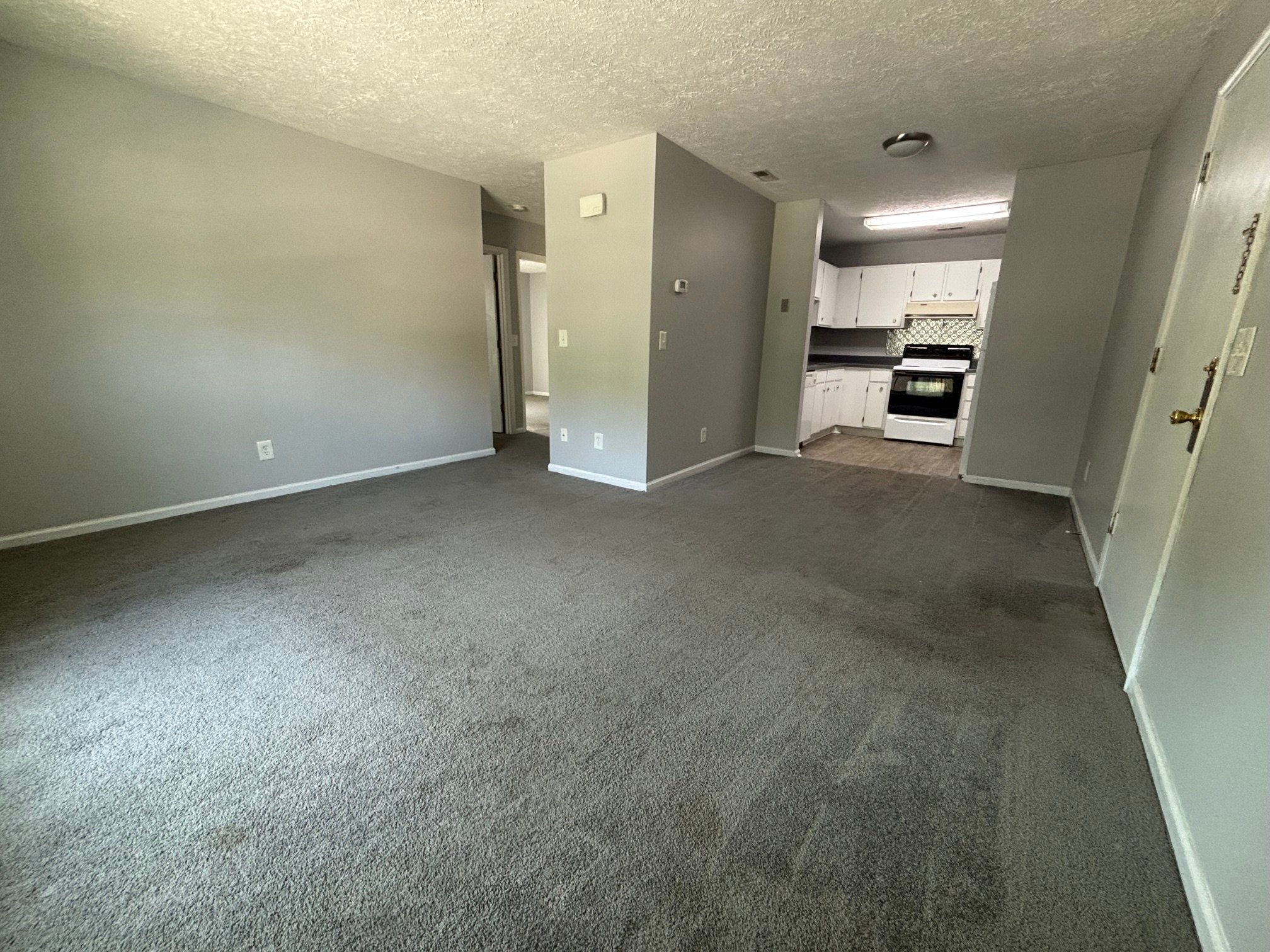 Whiteville Apartment: 106 Gardenview Drive