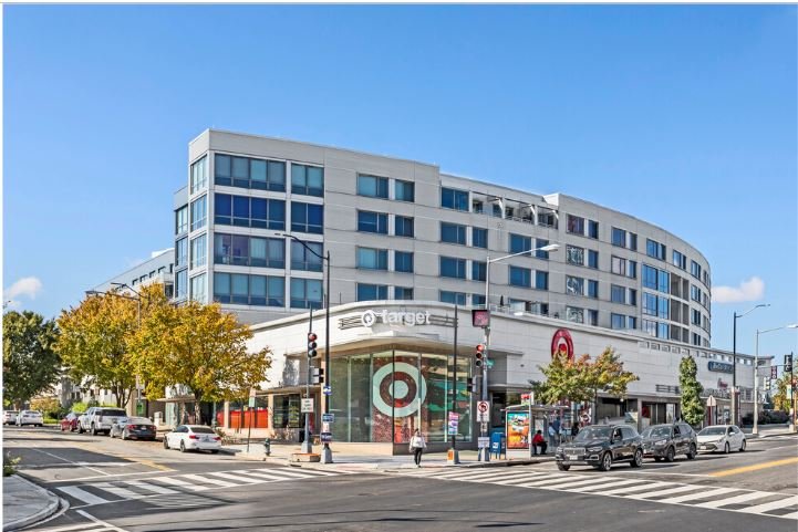 Washington Condo: 4101 Albemarle St NW
