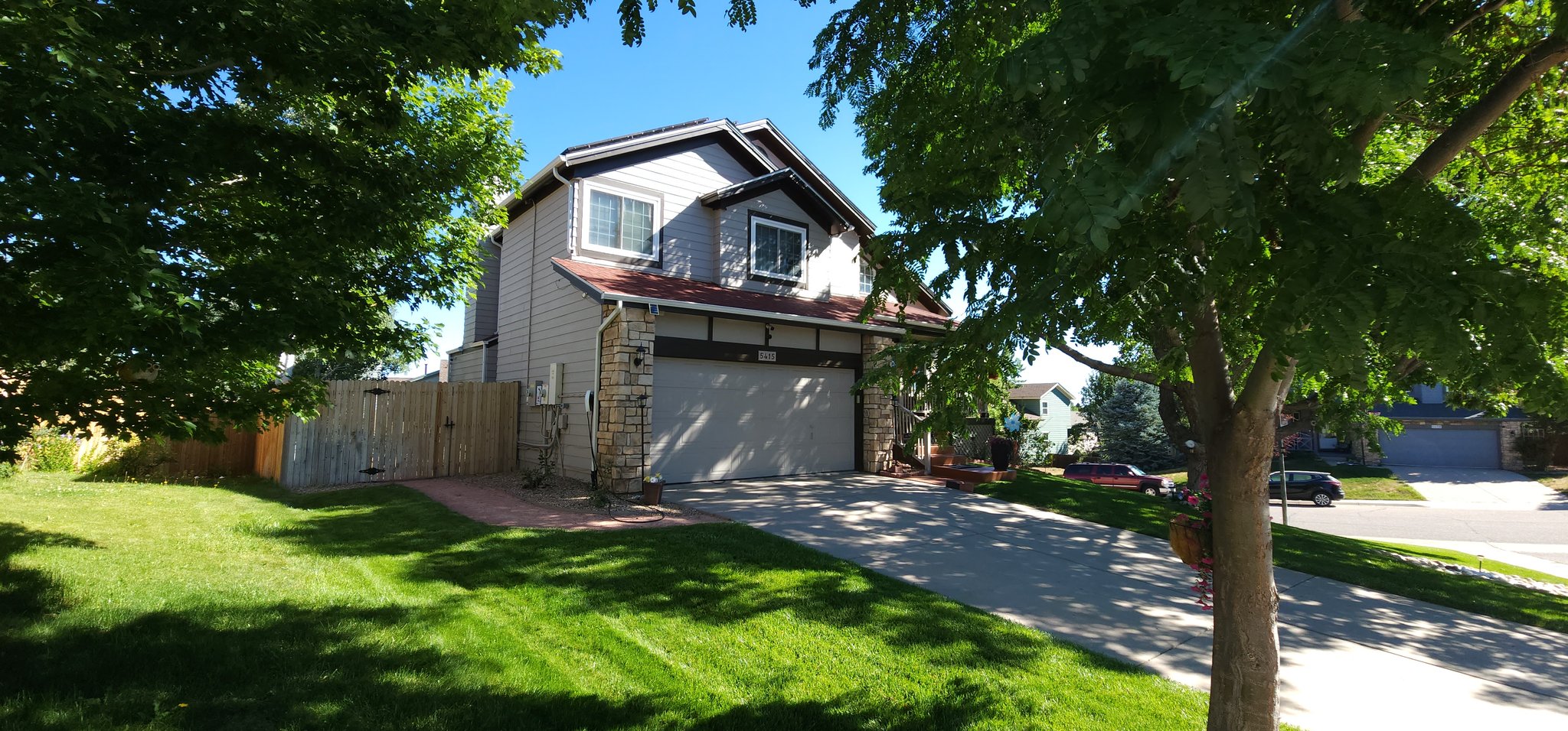 Centennial House: 5415 South Dunkirk Way