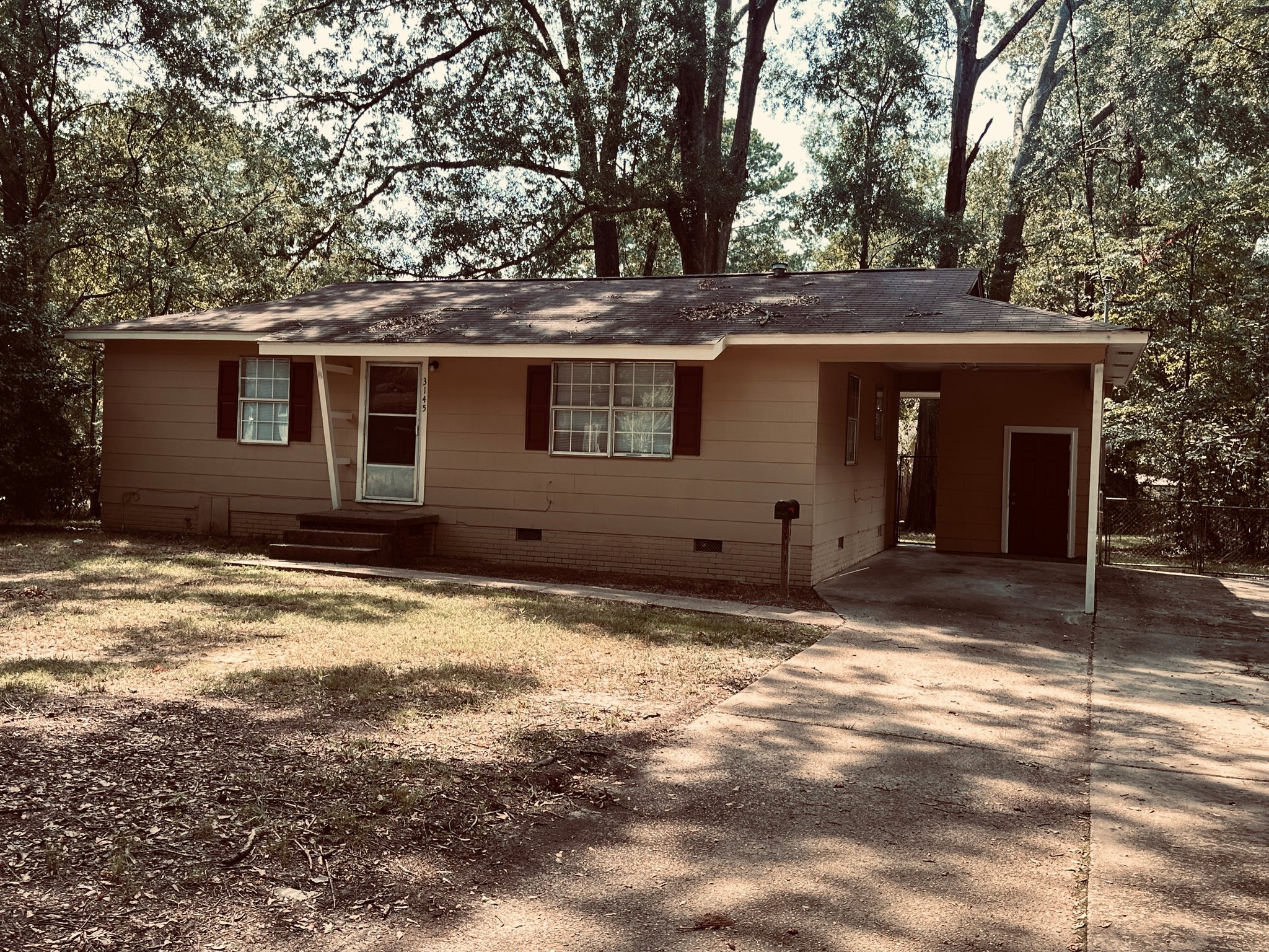 Jackson House: 3145 Woodview Dr