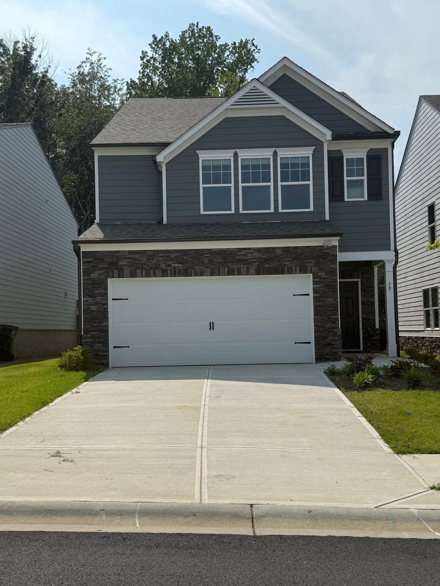 Dawsonville House: 79 Pineview Dr