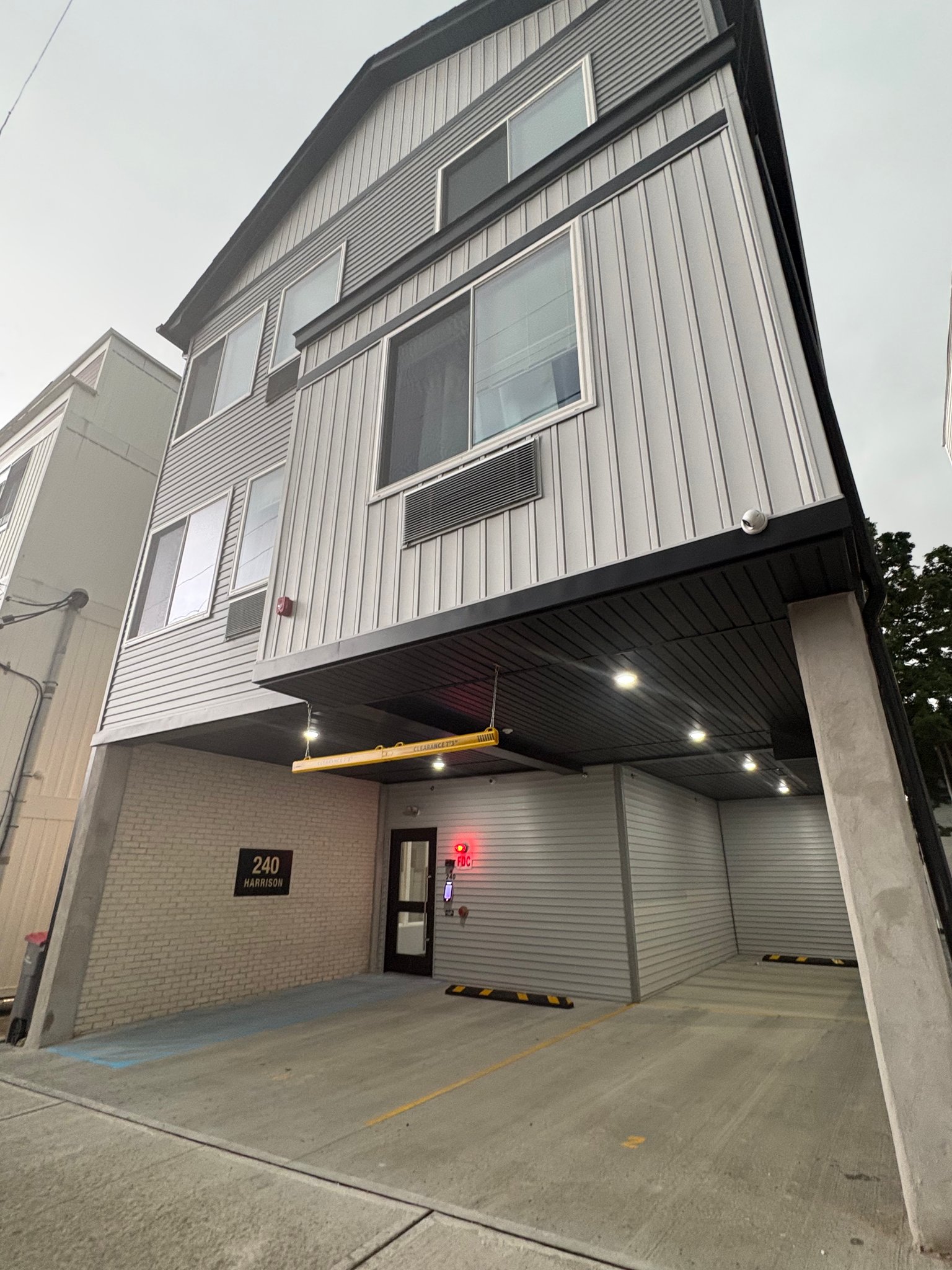 Paterson Apartment: 242 Harrison St