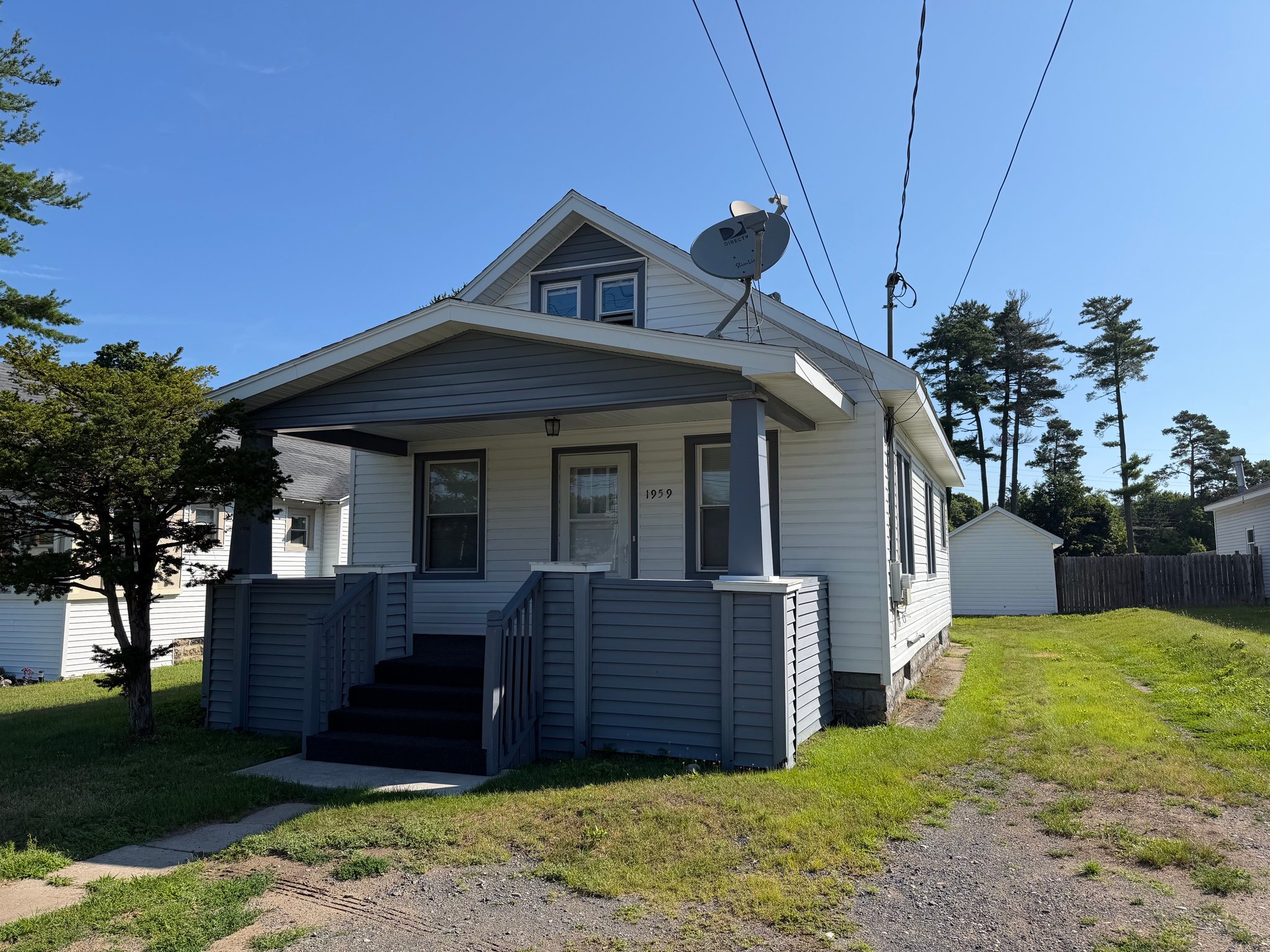Albany House: 1959 Central Ave