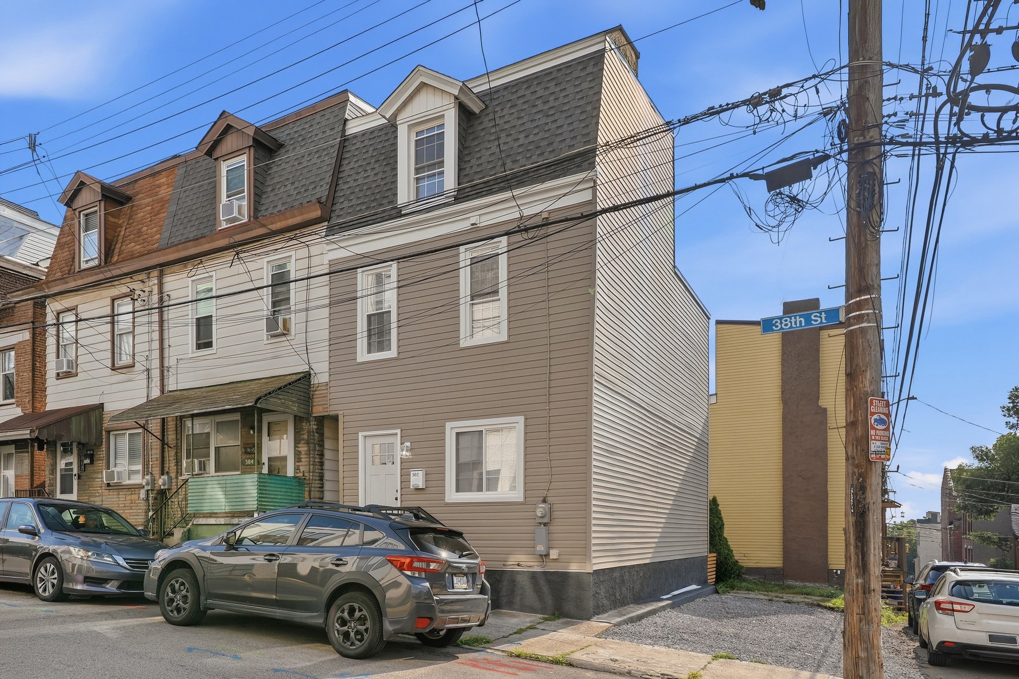 Pittsburgh House: 302 38th St