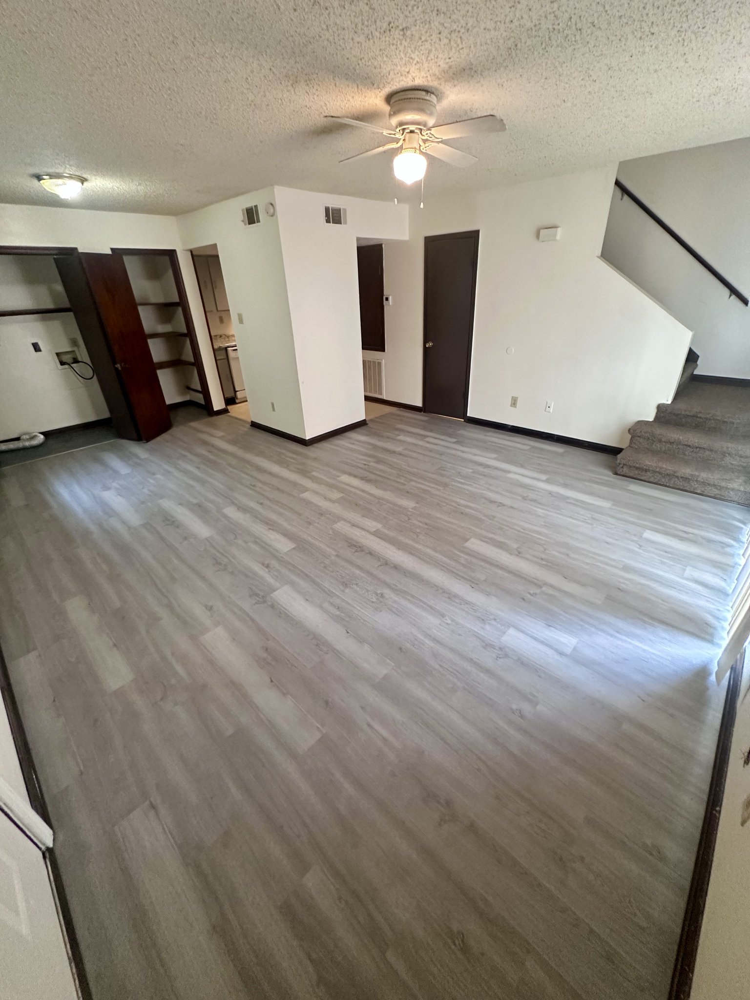 Gretna Multiplex: 1628 Alexander Ct