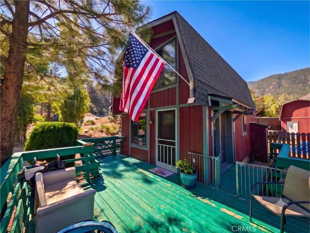 Pine Mountain Club House: 16505 Oakwood Way