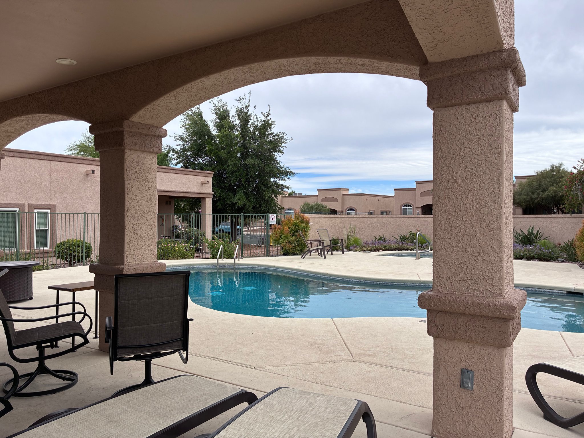 Green Valley Townhome: 1896 W Demetrie Loop