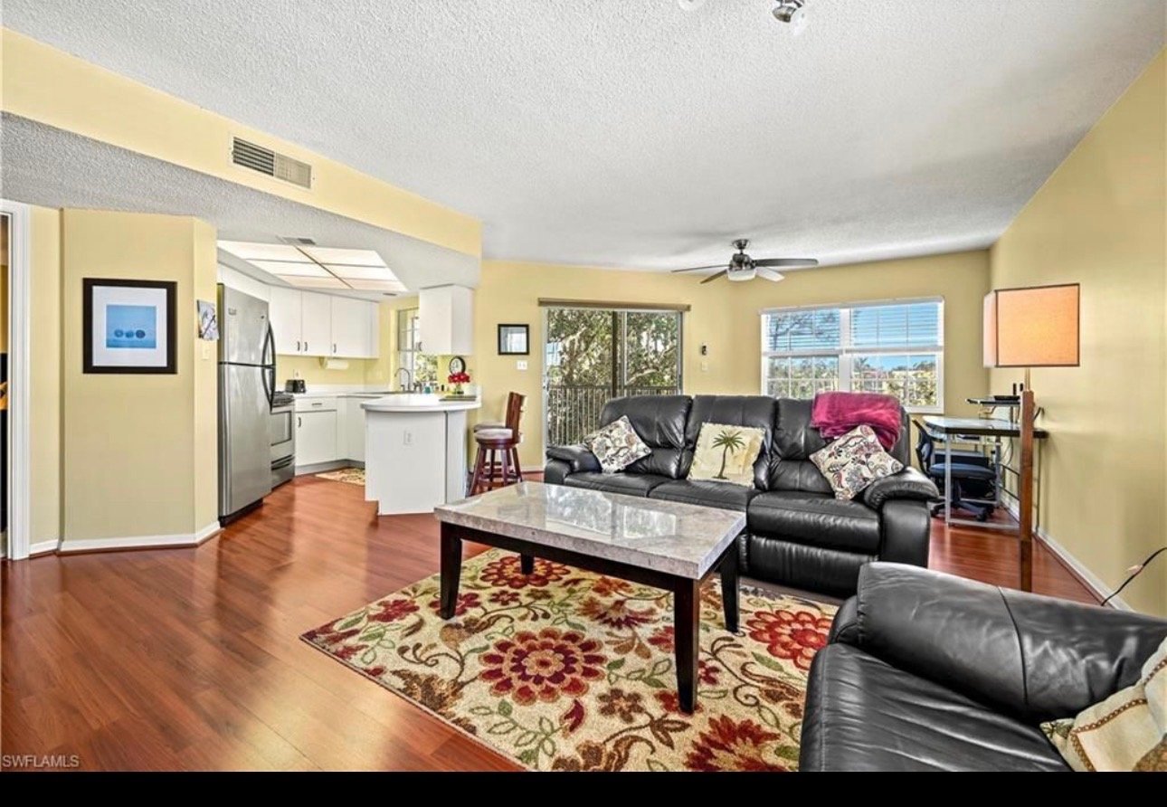 Naples Condo: 481 Quail Forest Blvd