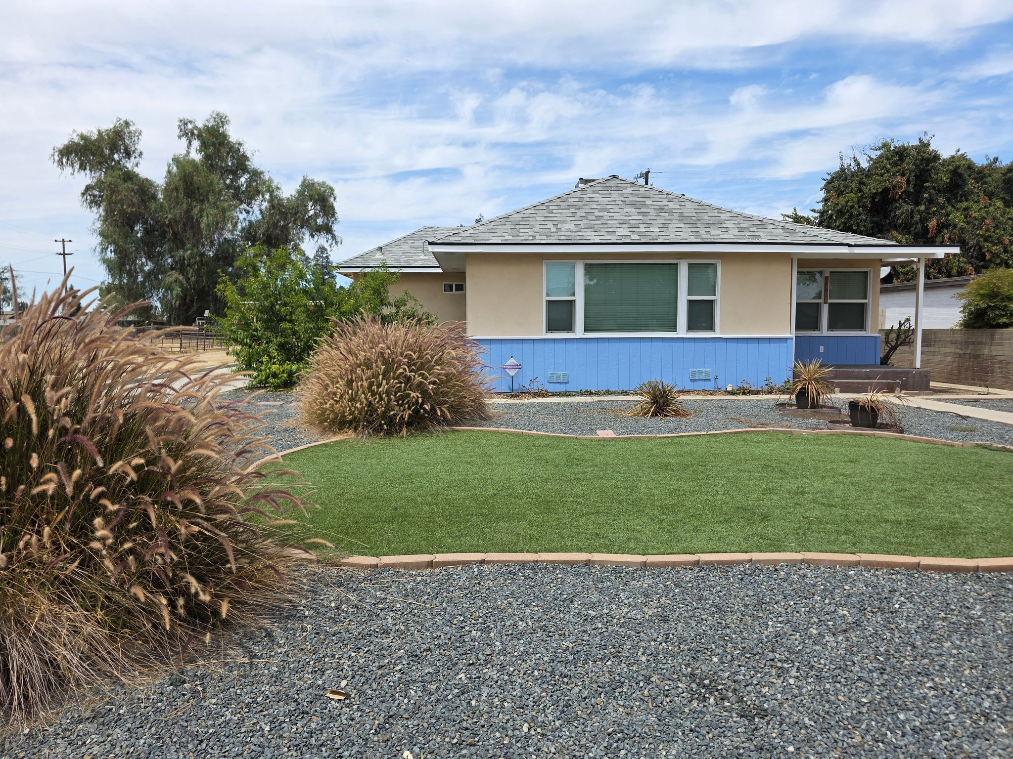 Bakersfield House: 6305 Almond Dr.