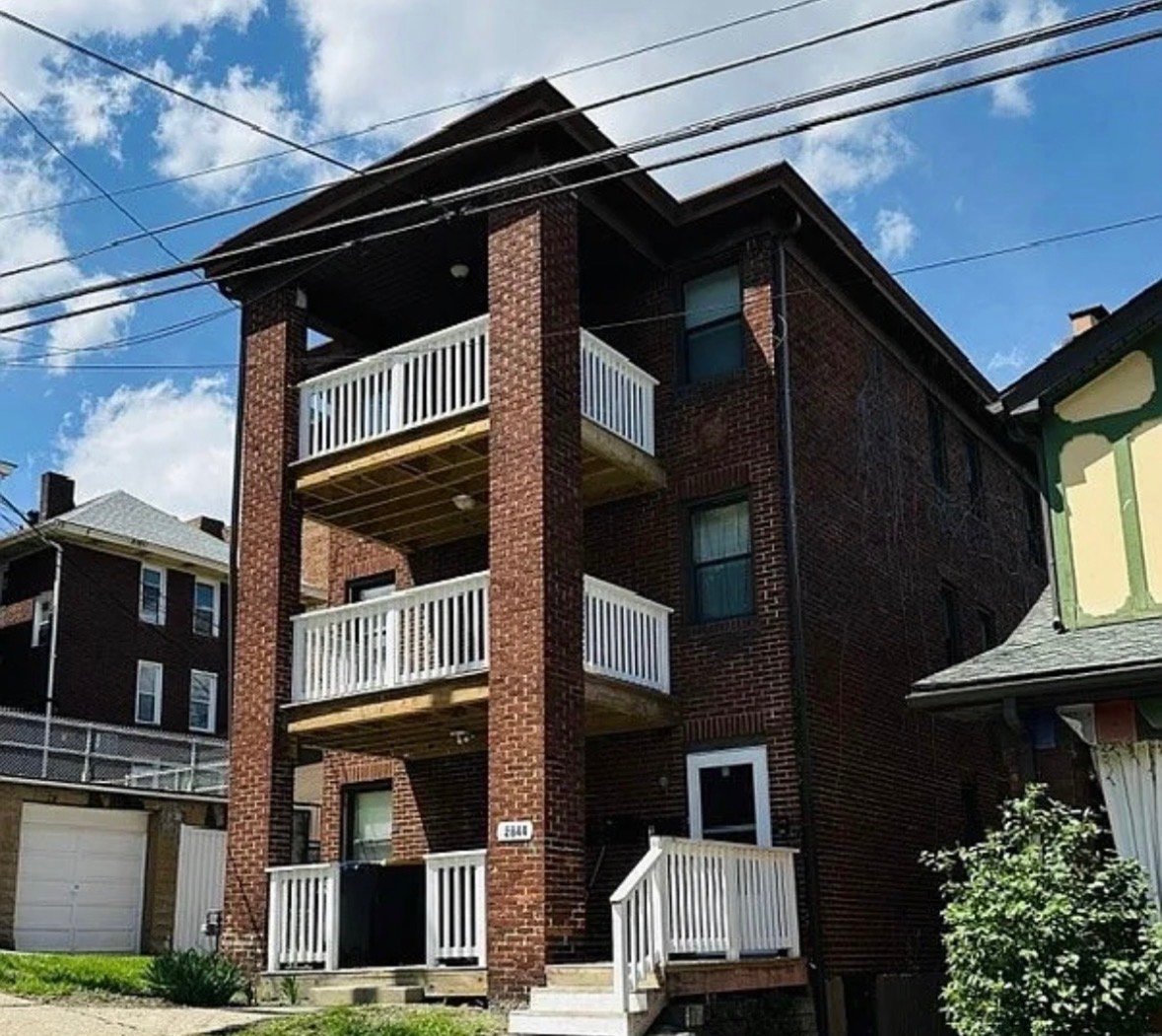 Pittsburgh Multiplex: 2844 Louisiana Ave #3