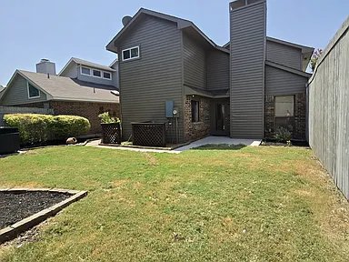 Carrollton House: 3817 Clover Hill Ln