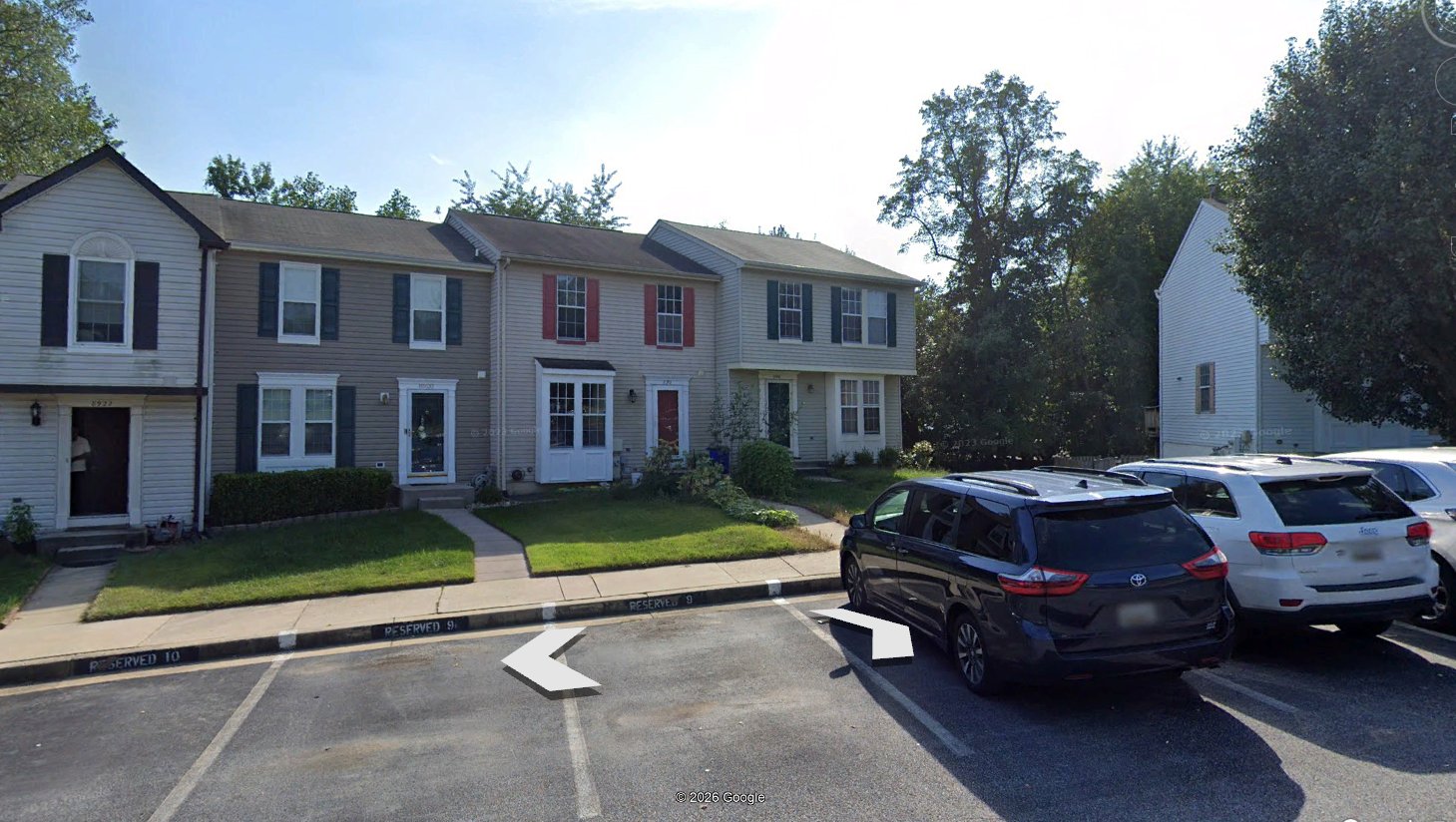 Laurel Townhome: 8918 Pembrook Woods