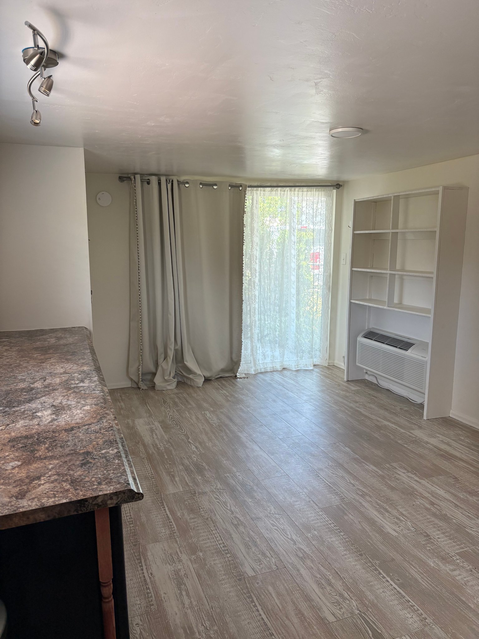 Grand Junction House: 911 Teller Ave