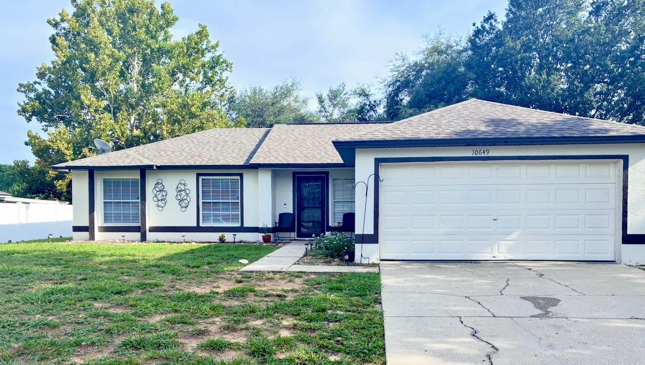 CLERMONT House: 10649 Crescendo Loop