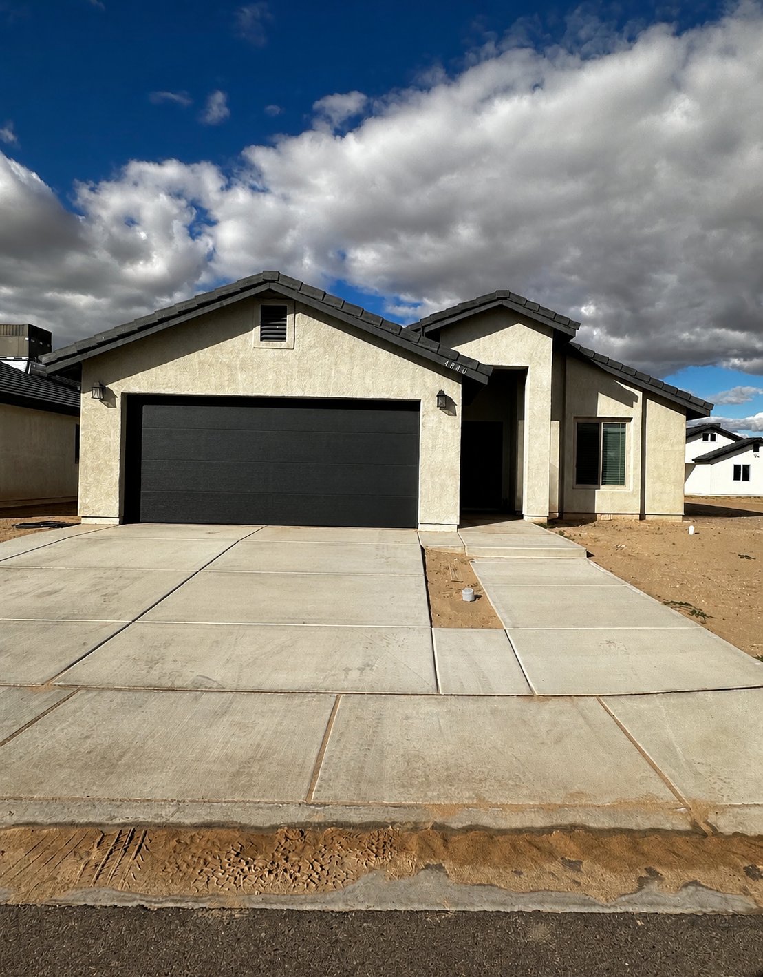San Luis House: 4840 E San Pedro St