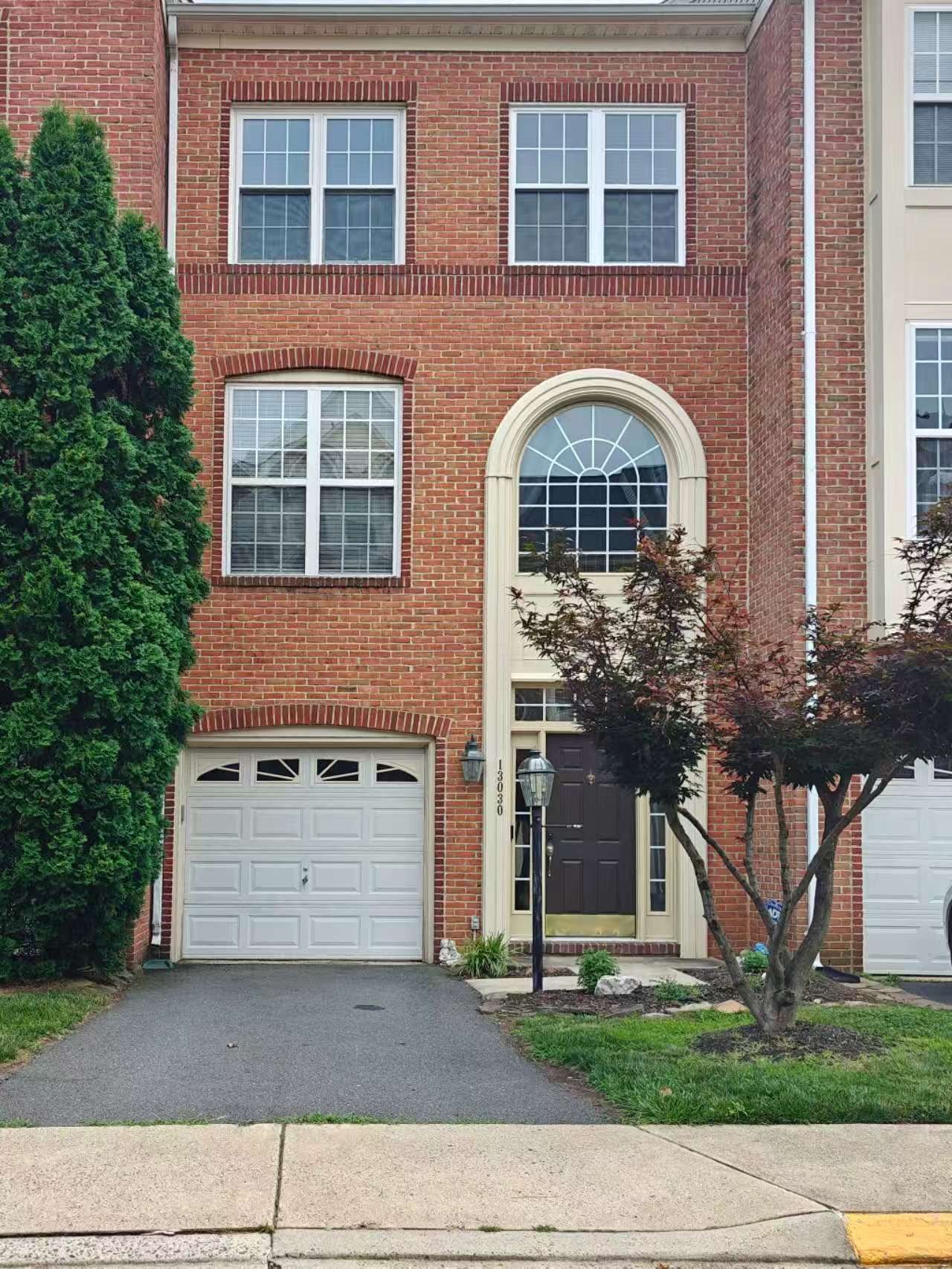Herndon Townhome: 13030 Park Crescent Circle