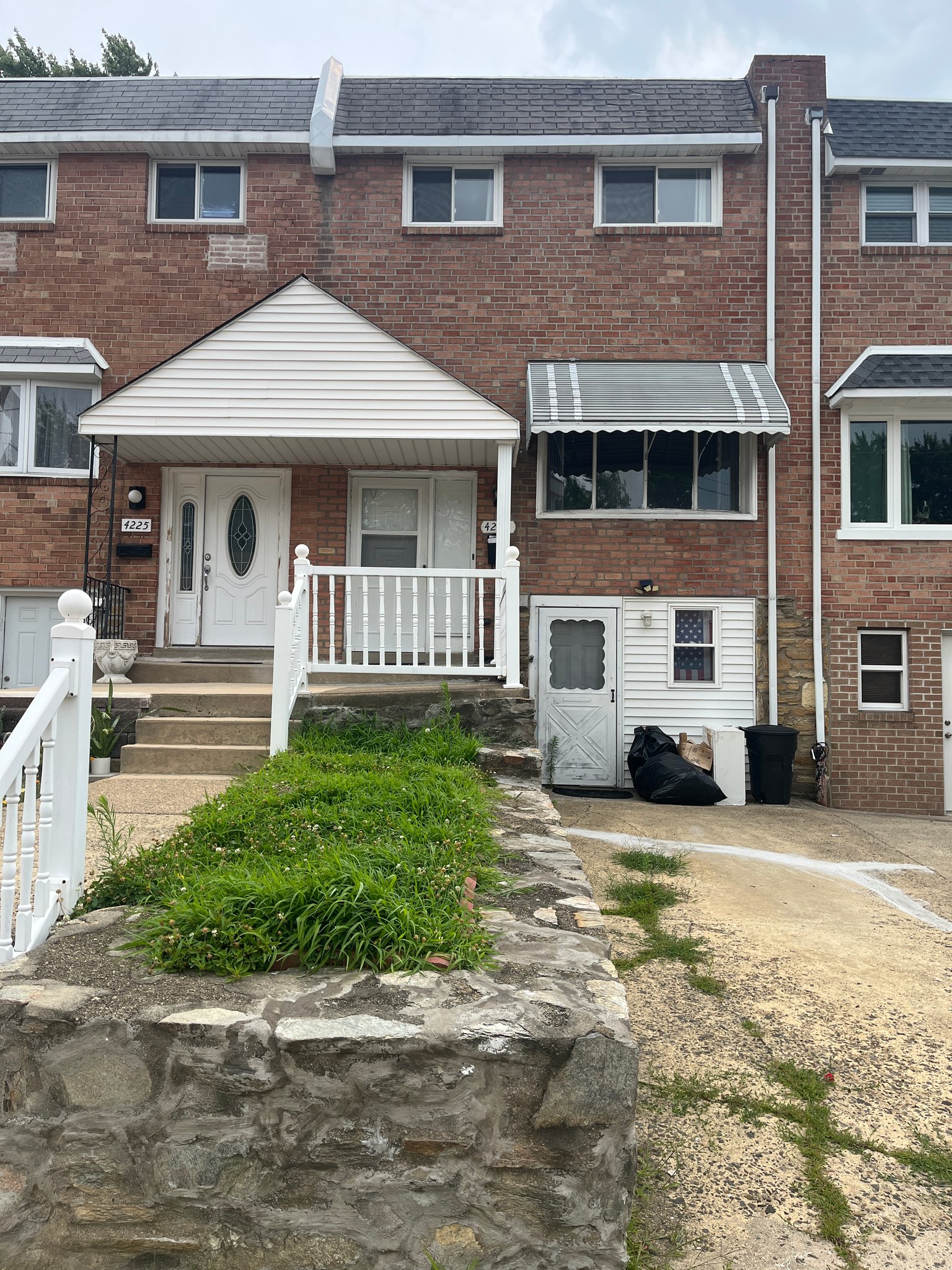 Philadelphia House: 4227 Greenmount Rd