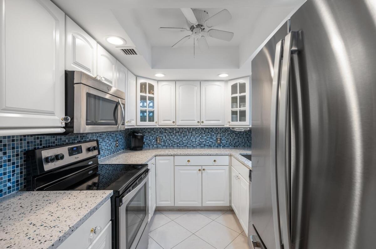 South Palm Beach Condo: 3570 S OCEAN Boulevard 509