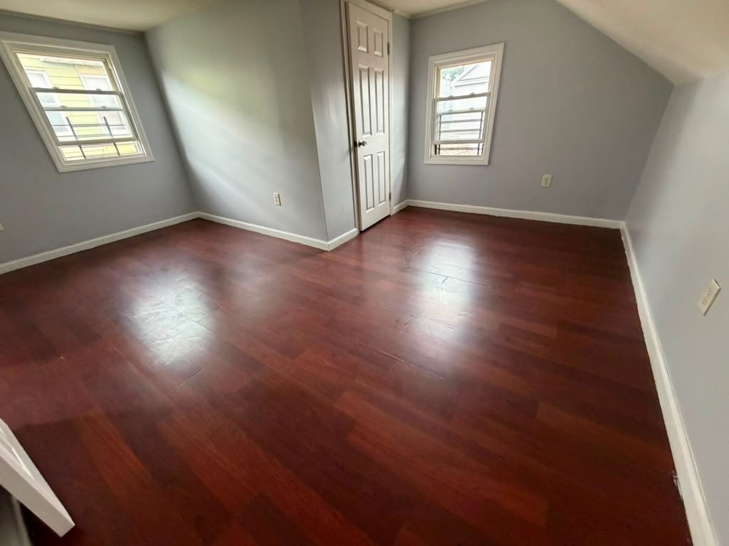 Irvington Apartment: 261-263 21st St.