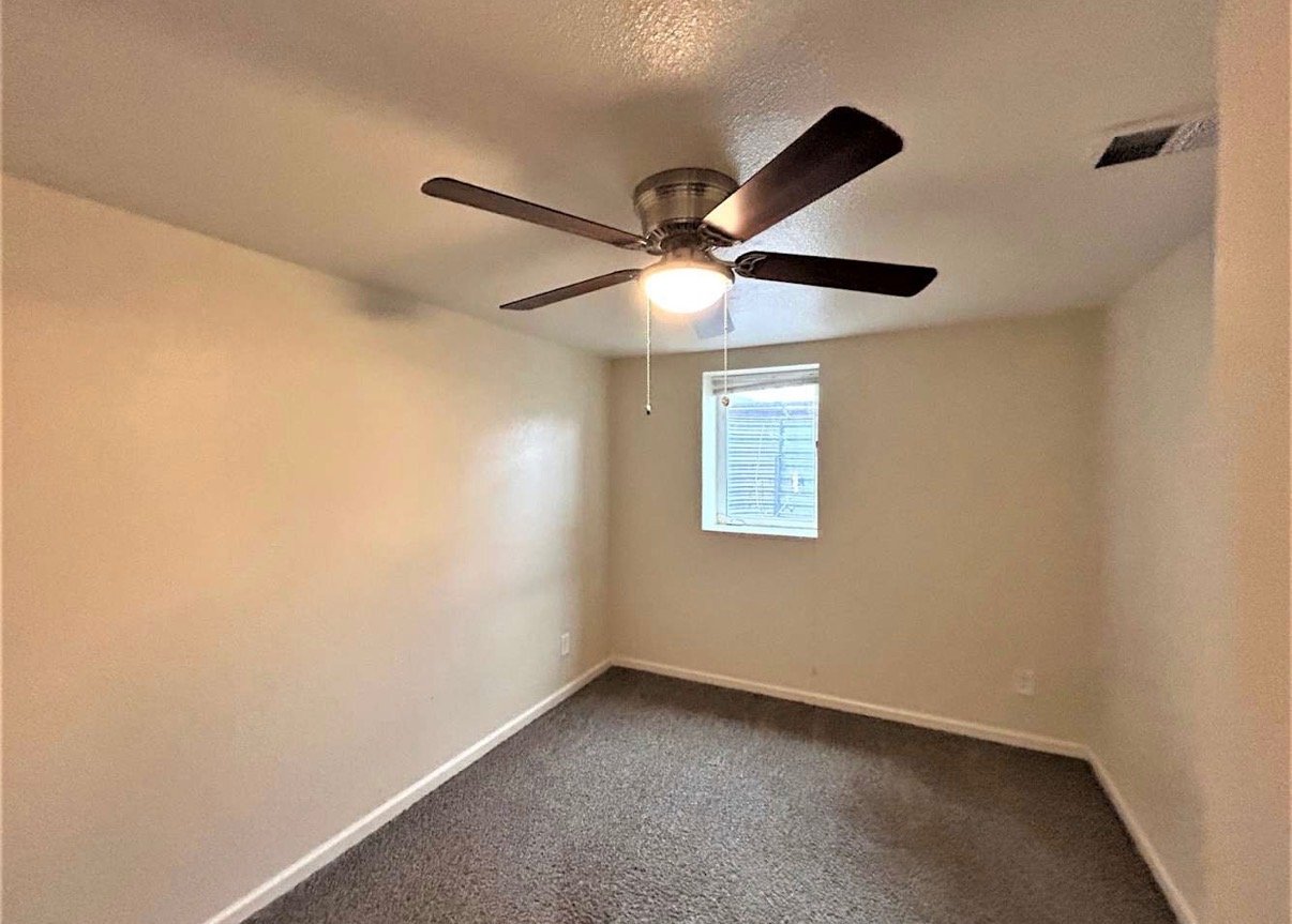 denver House: 1812 S Saint Paul St