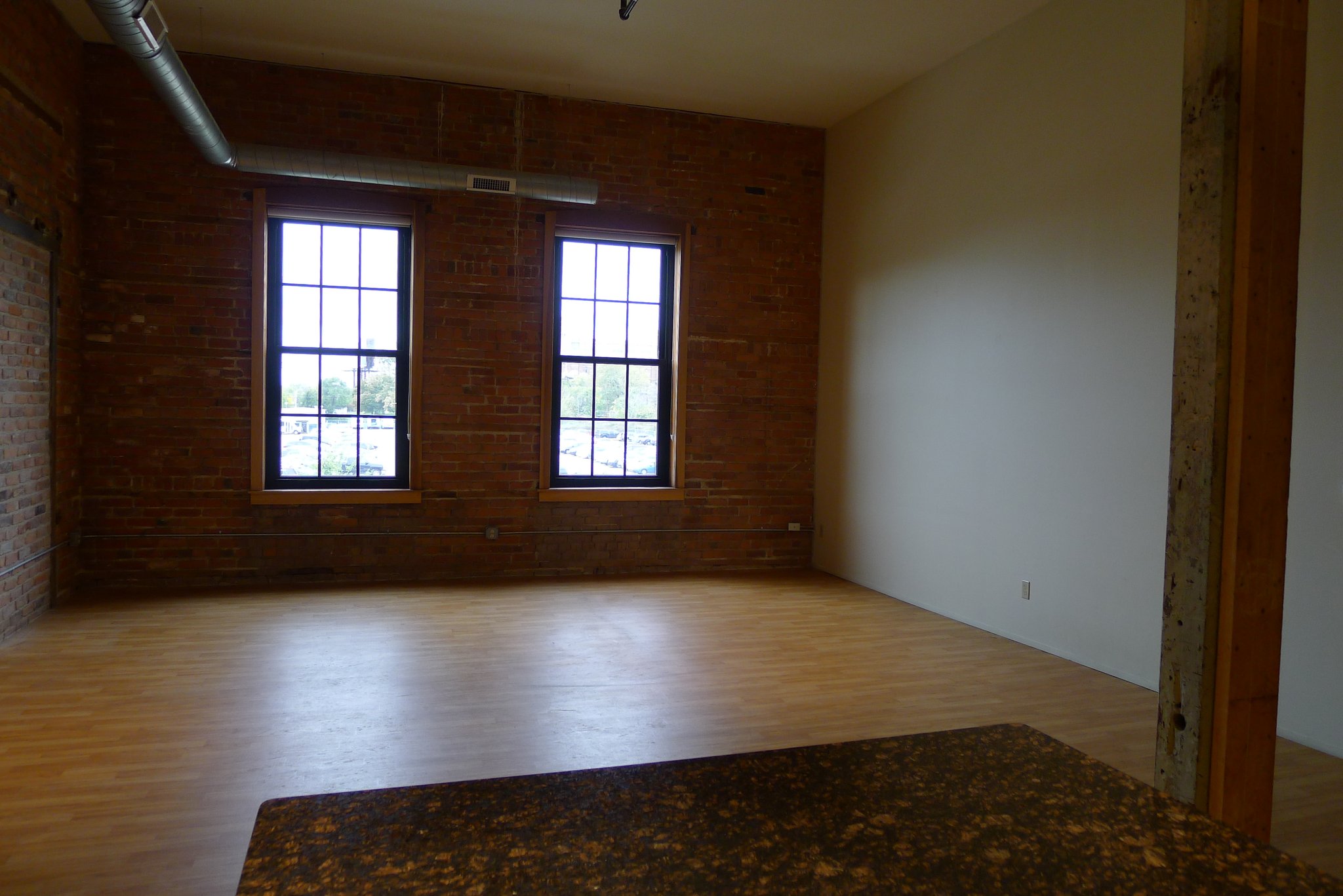 Detroit Apartment: 6200 2nd Ave