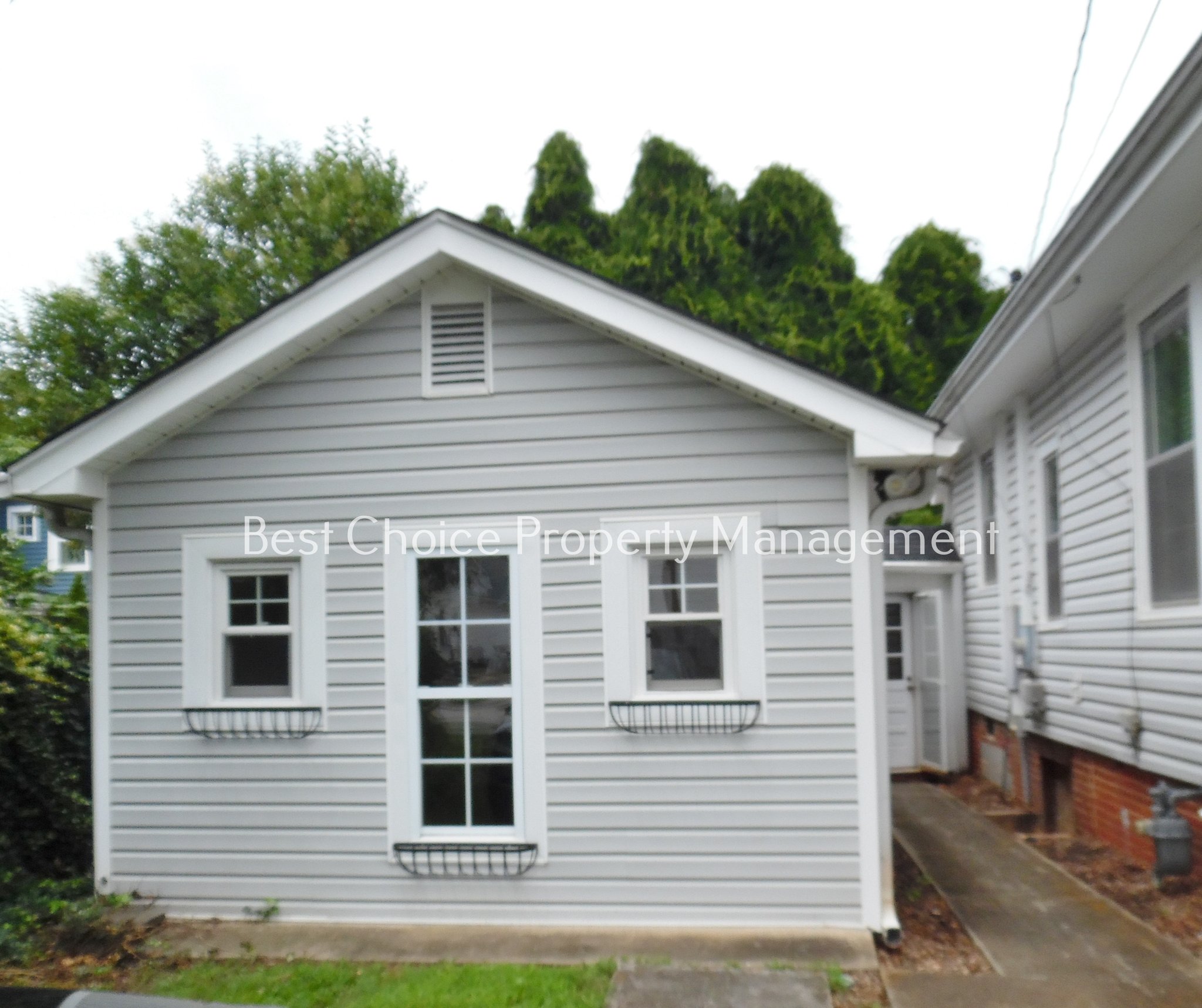 Anderson Condo: 1903 N Holly St