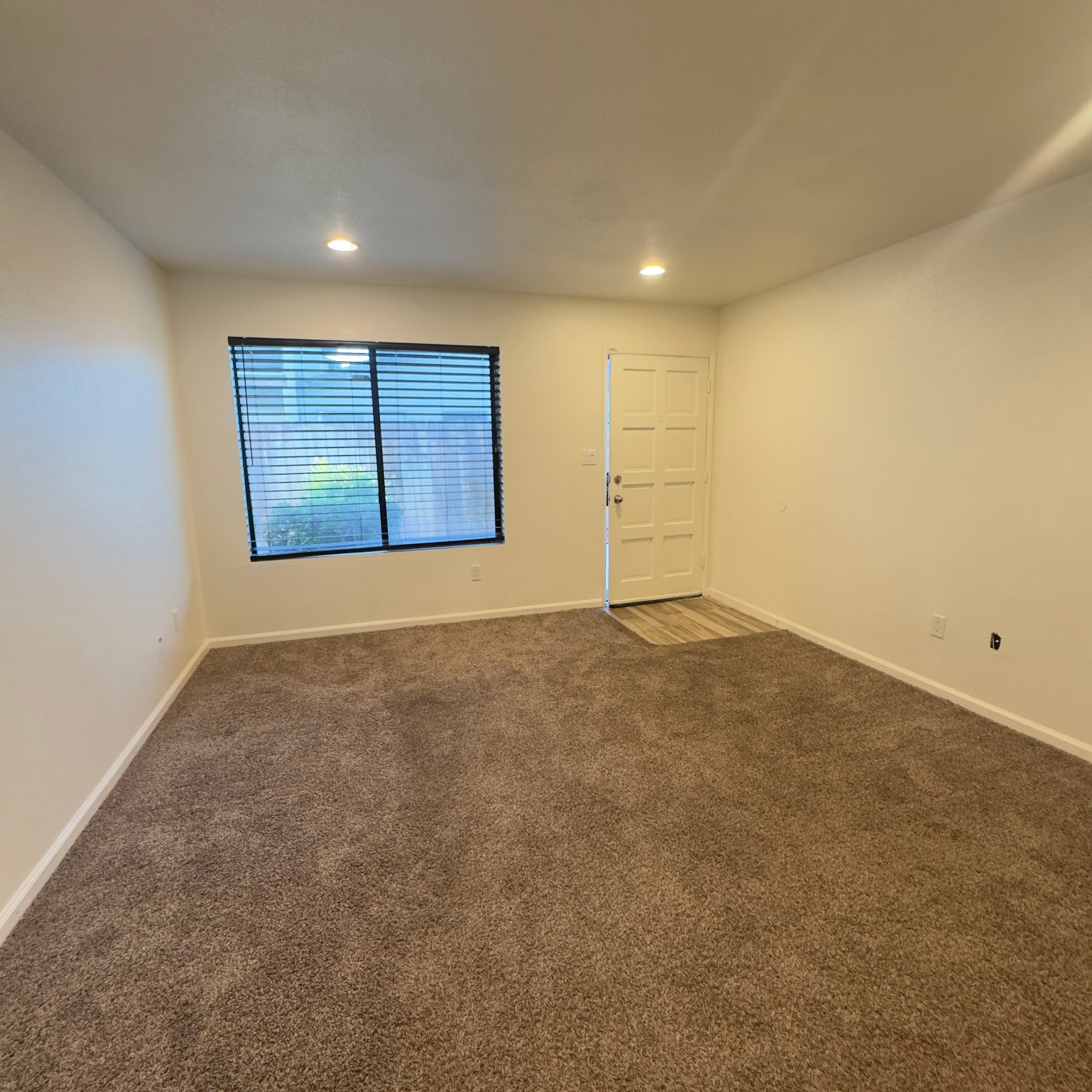 Bakersfield Multiplex: 1009 Nimrod Ct.