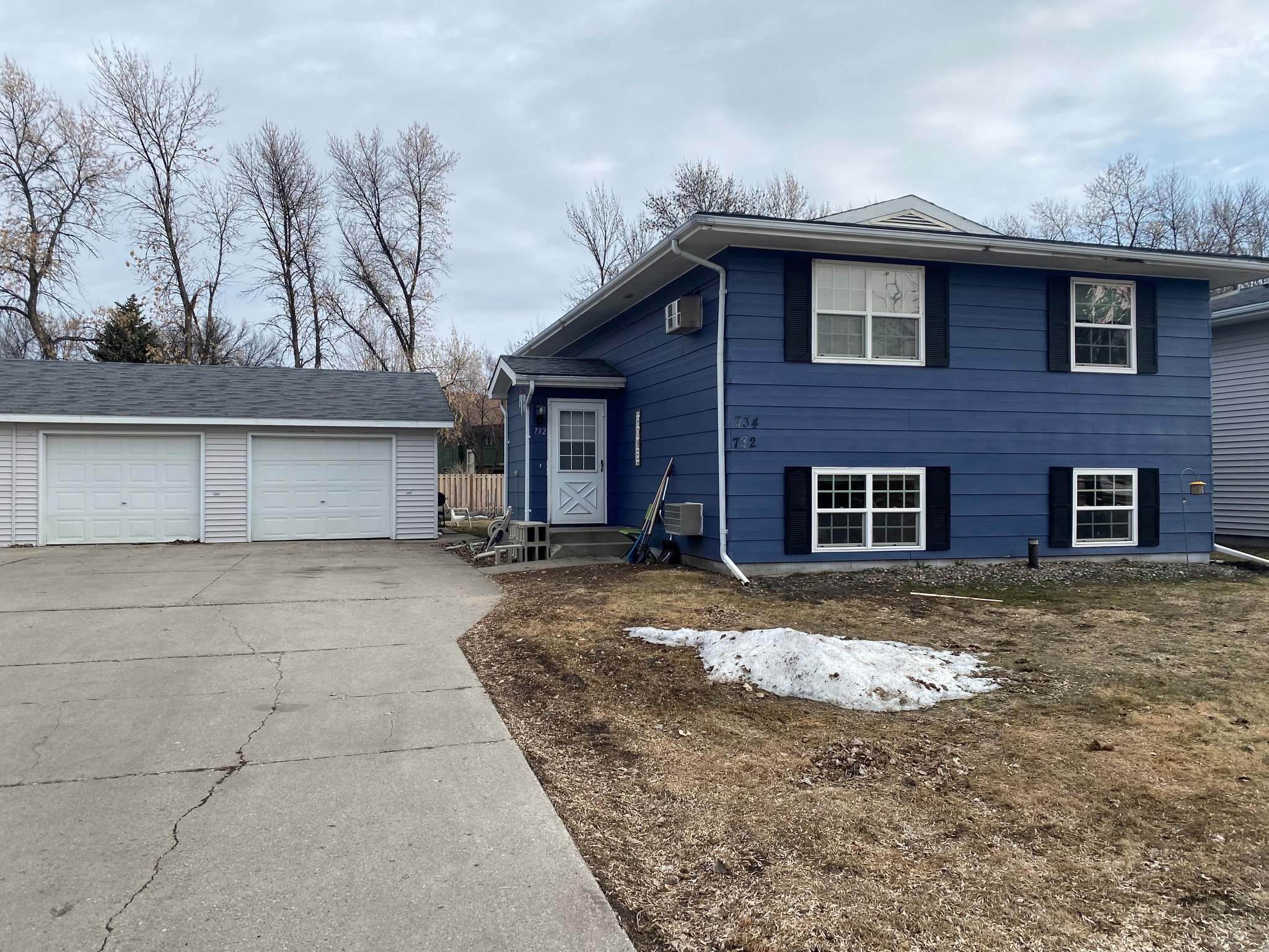 Grand Forks Multiplex: 732 Great Plains Ct.