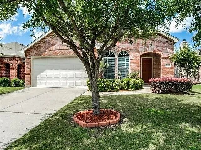 McKinney House: 3108 Nandina St