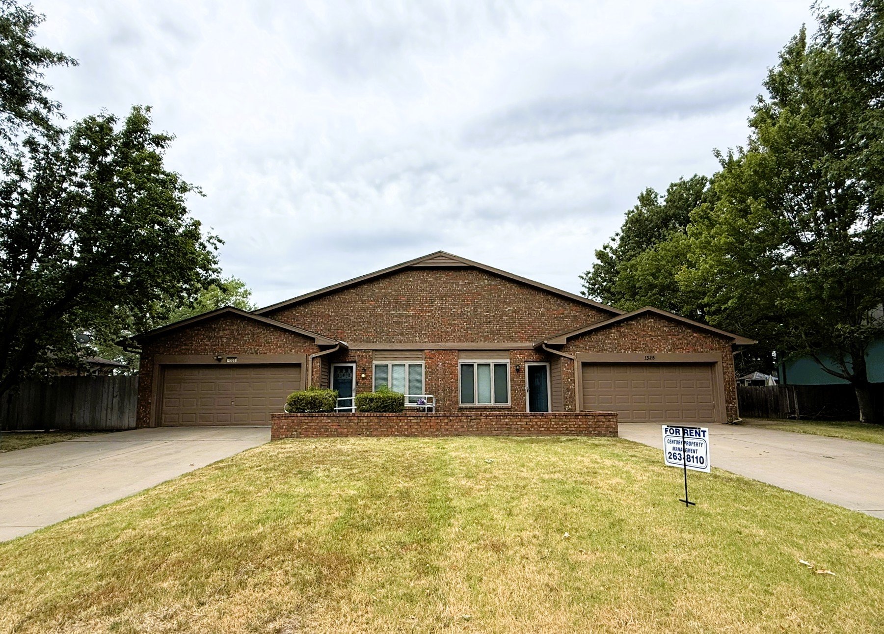 Wichita House: 1325 N Denene
