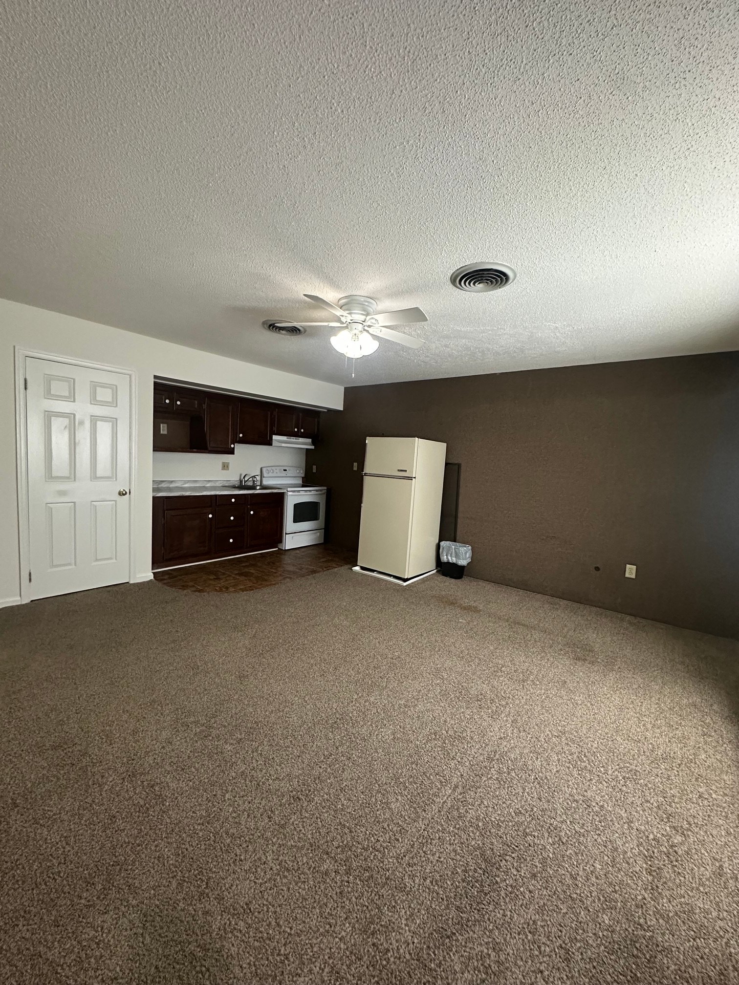 HAGERSTOWN Apartment: 120 Jonathan St.