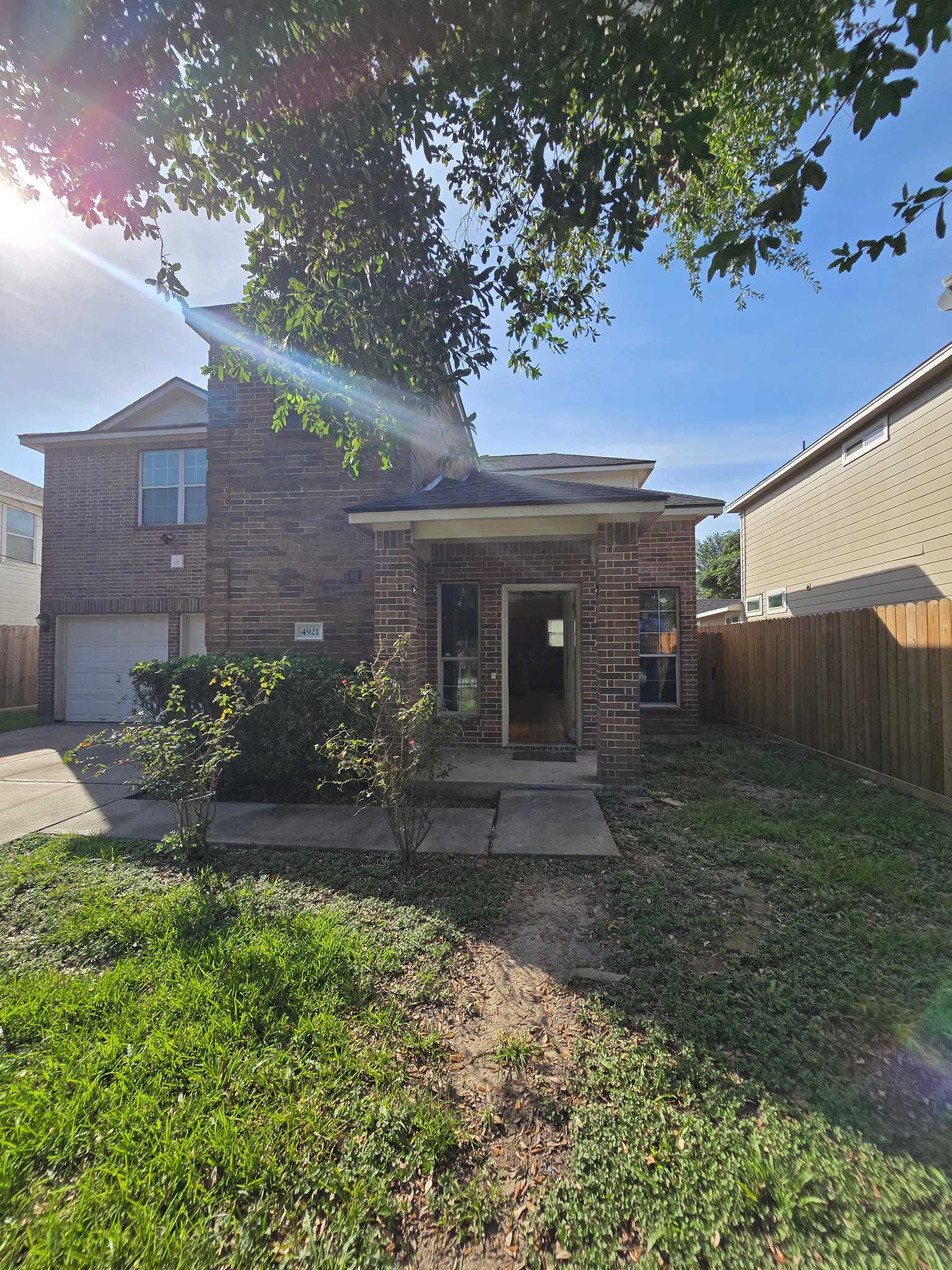 HOUSTON House: 4921 barkley st