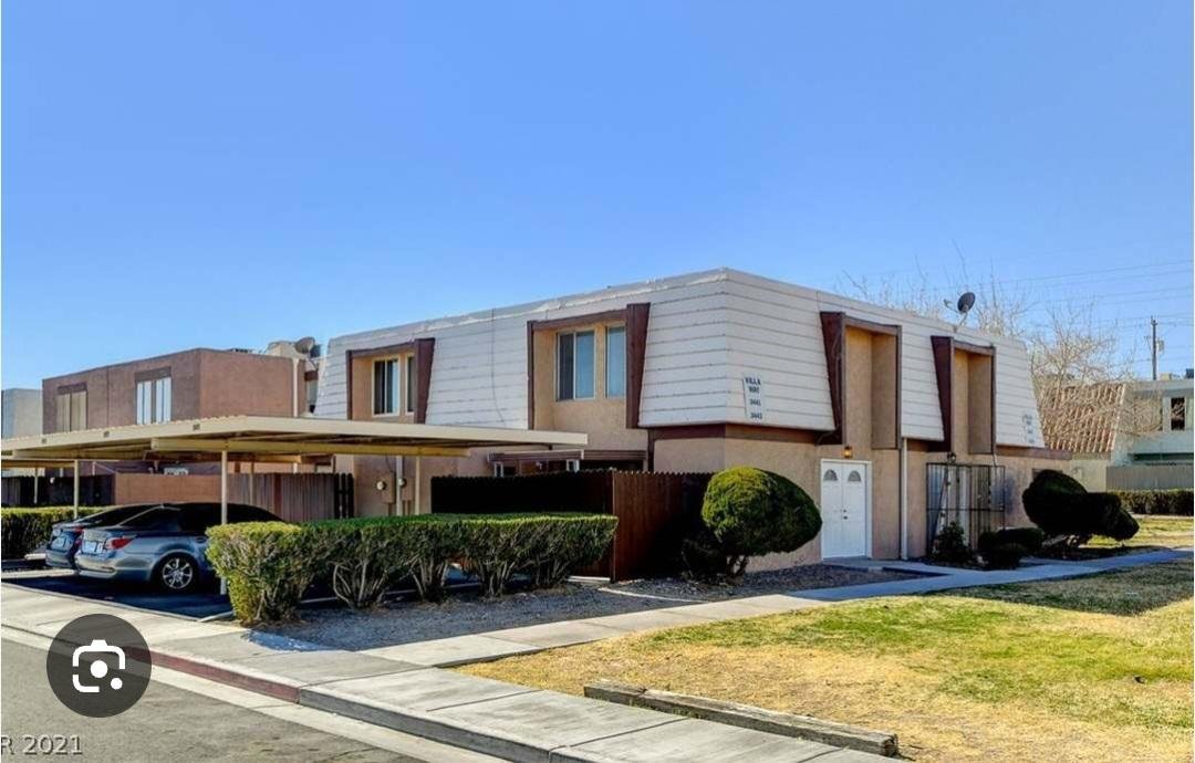 Las Vegas Townhome: 3441 Villa Knolls South Dr