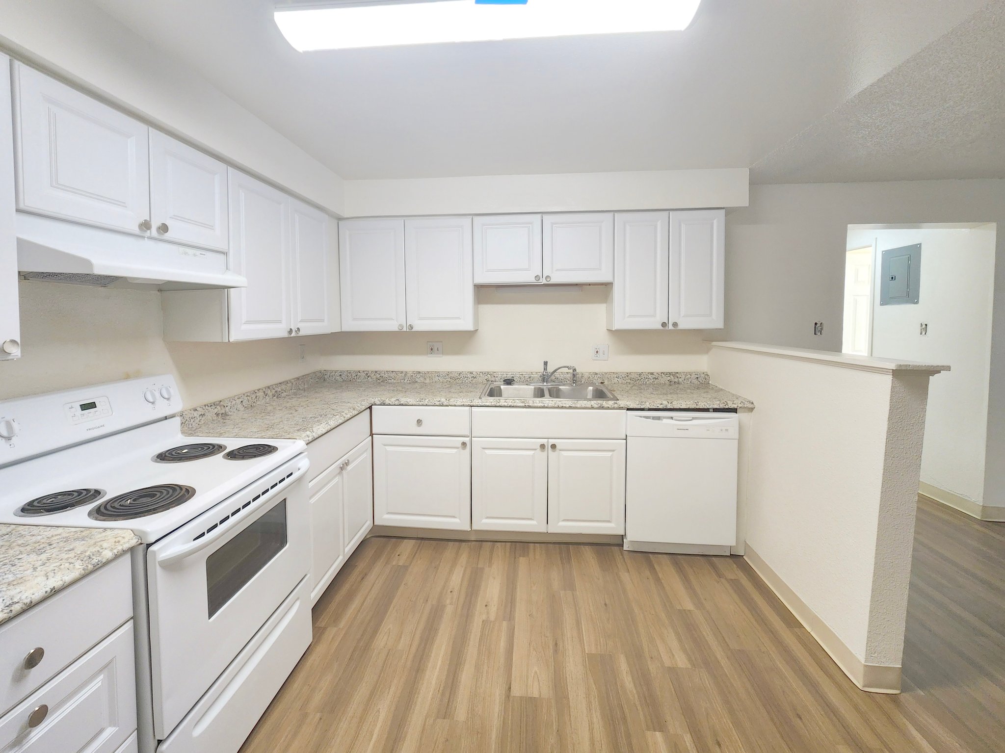 Denver Apartment: 5100 W. 8th Ave