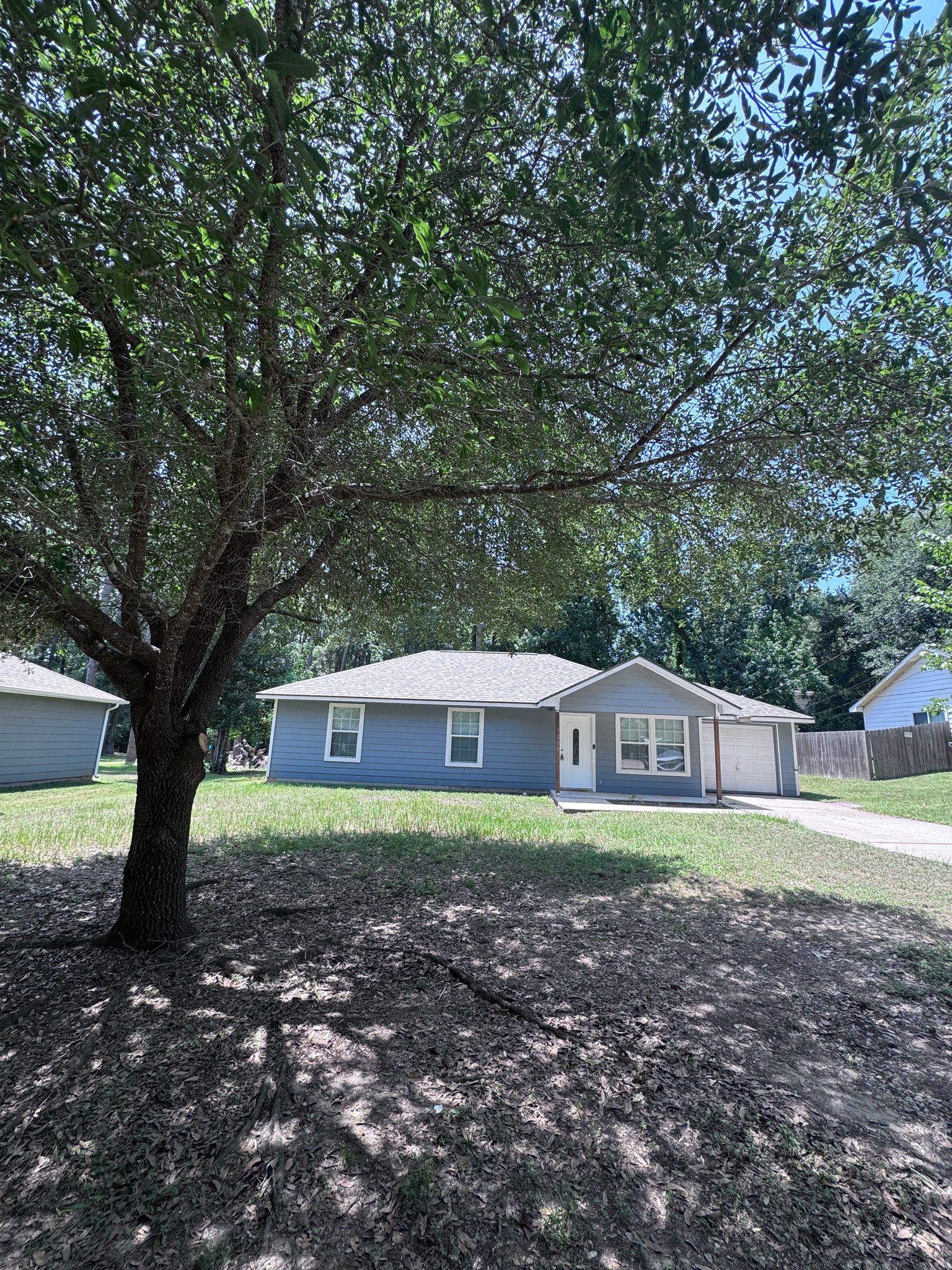 Conroe House: 12551 Royal Lake Dr