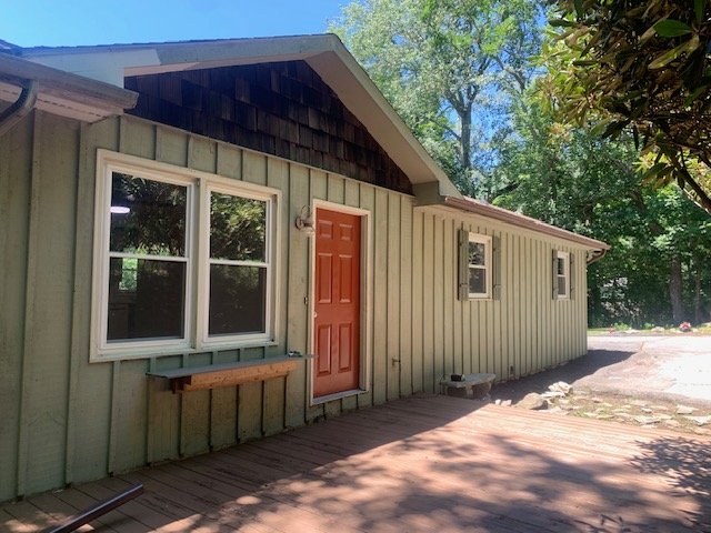 Boone House: 156 Pinnacle Ln