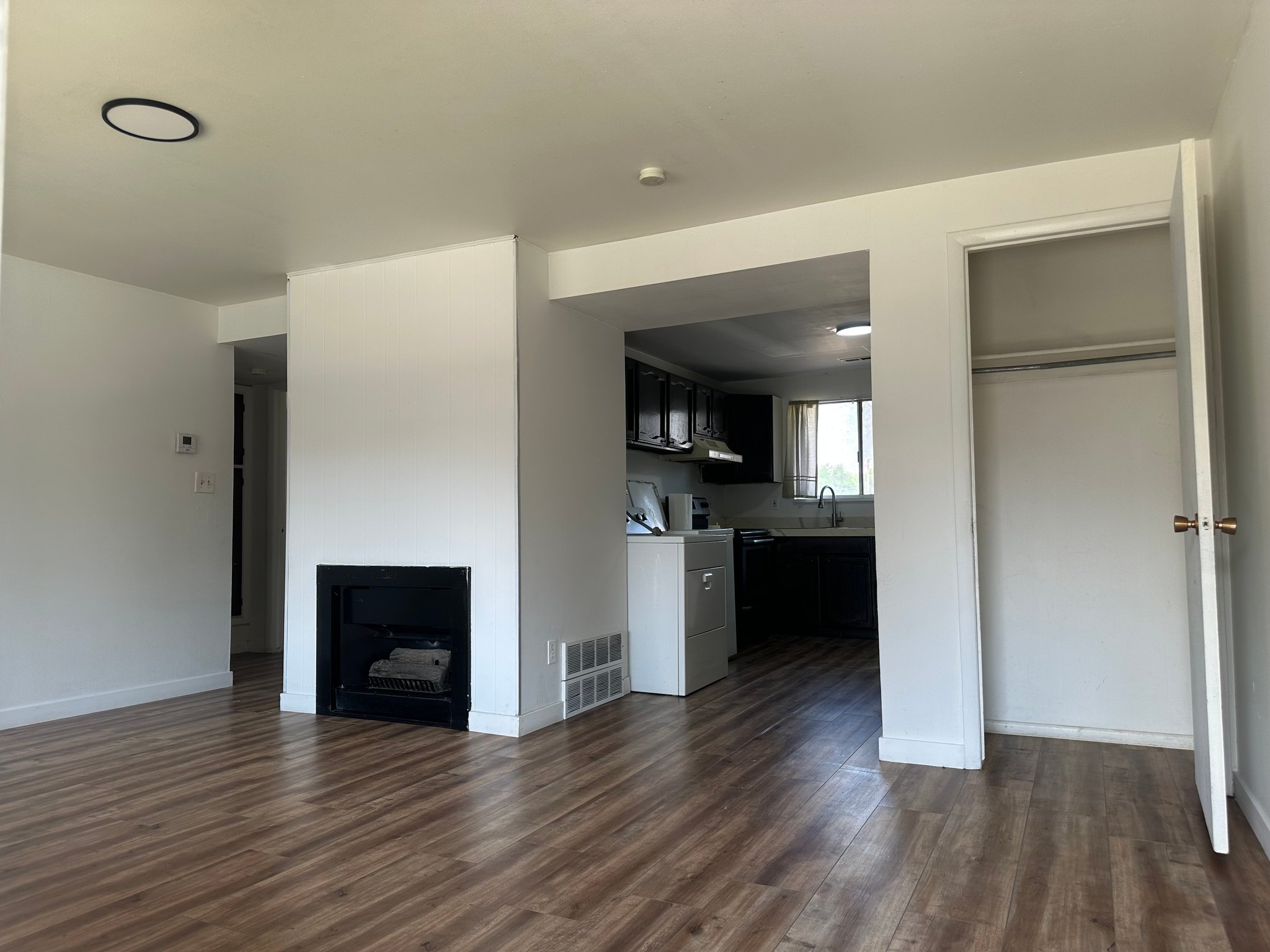 Provo Apartment: 665 S Stubbs Ave