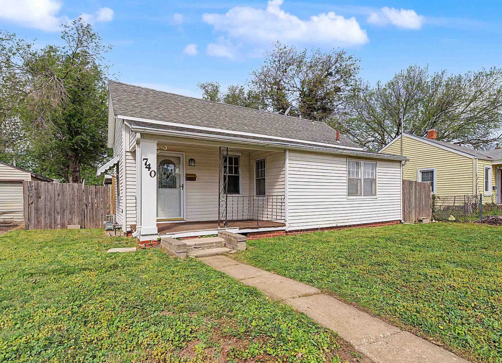 Salina House: 740 Merrill St