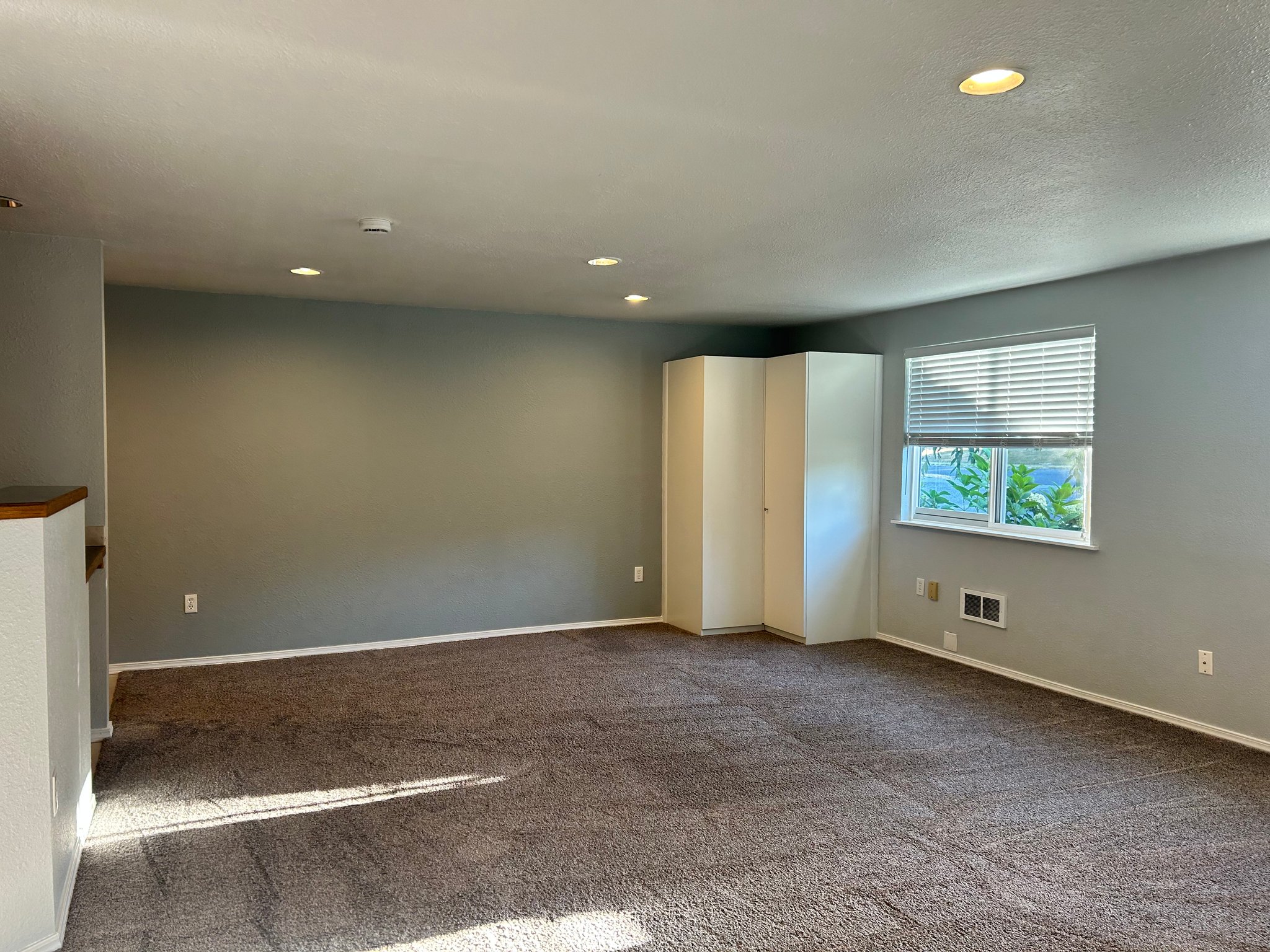 Renton House: 2527 Smithers Ave S